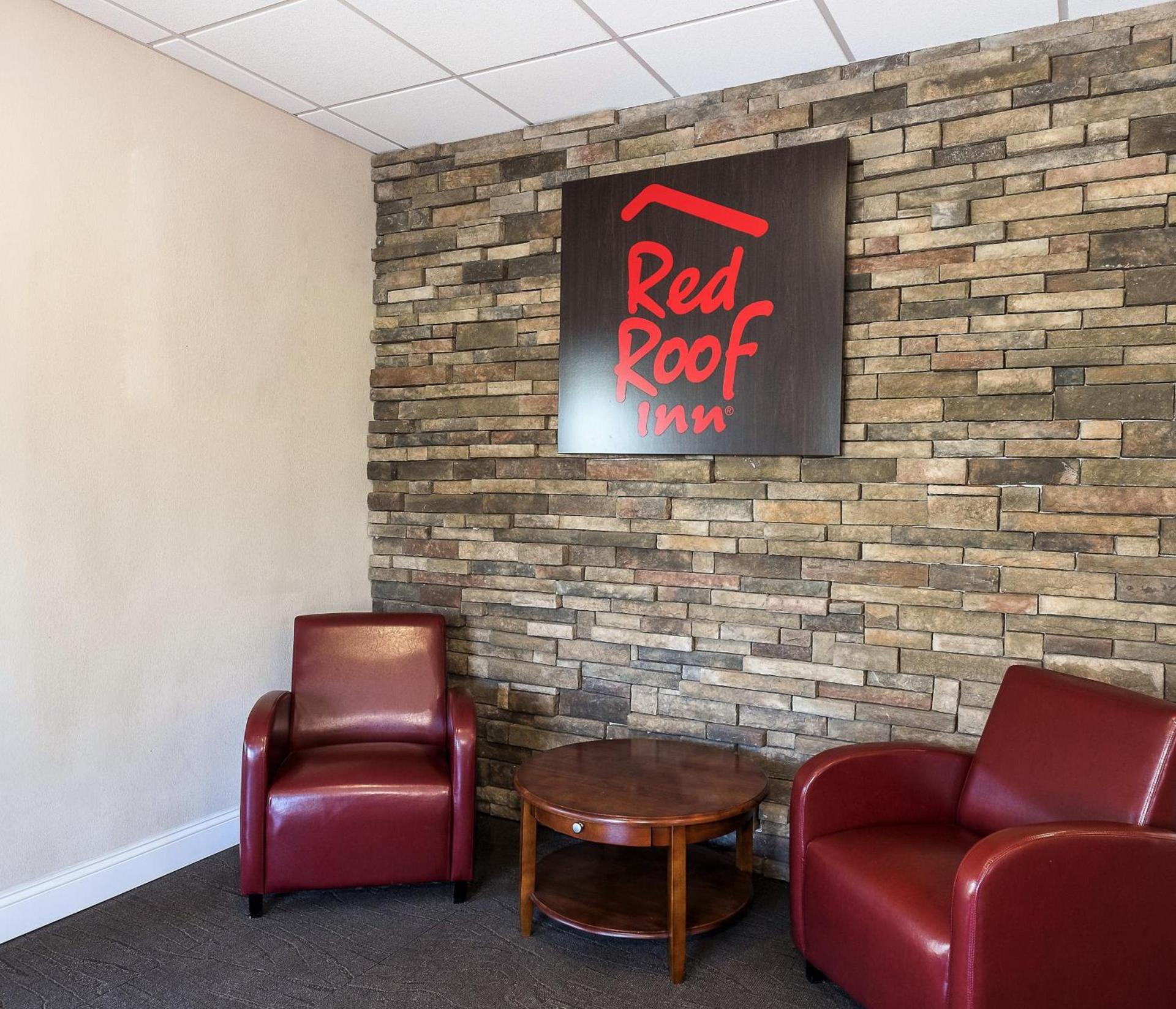 Red Roof Inn Clearfield photo 5