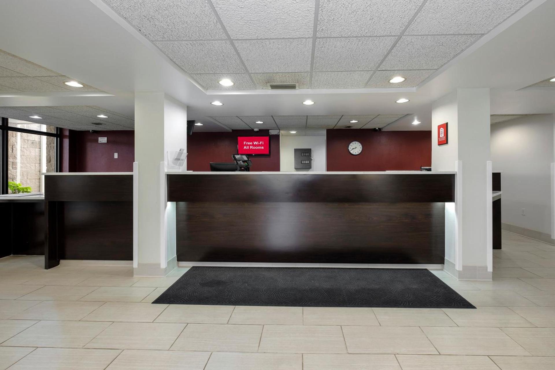 Red Roof Inn Gadsden photo 4