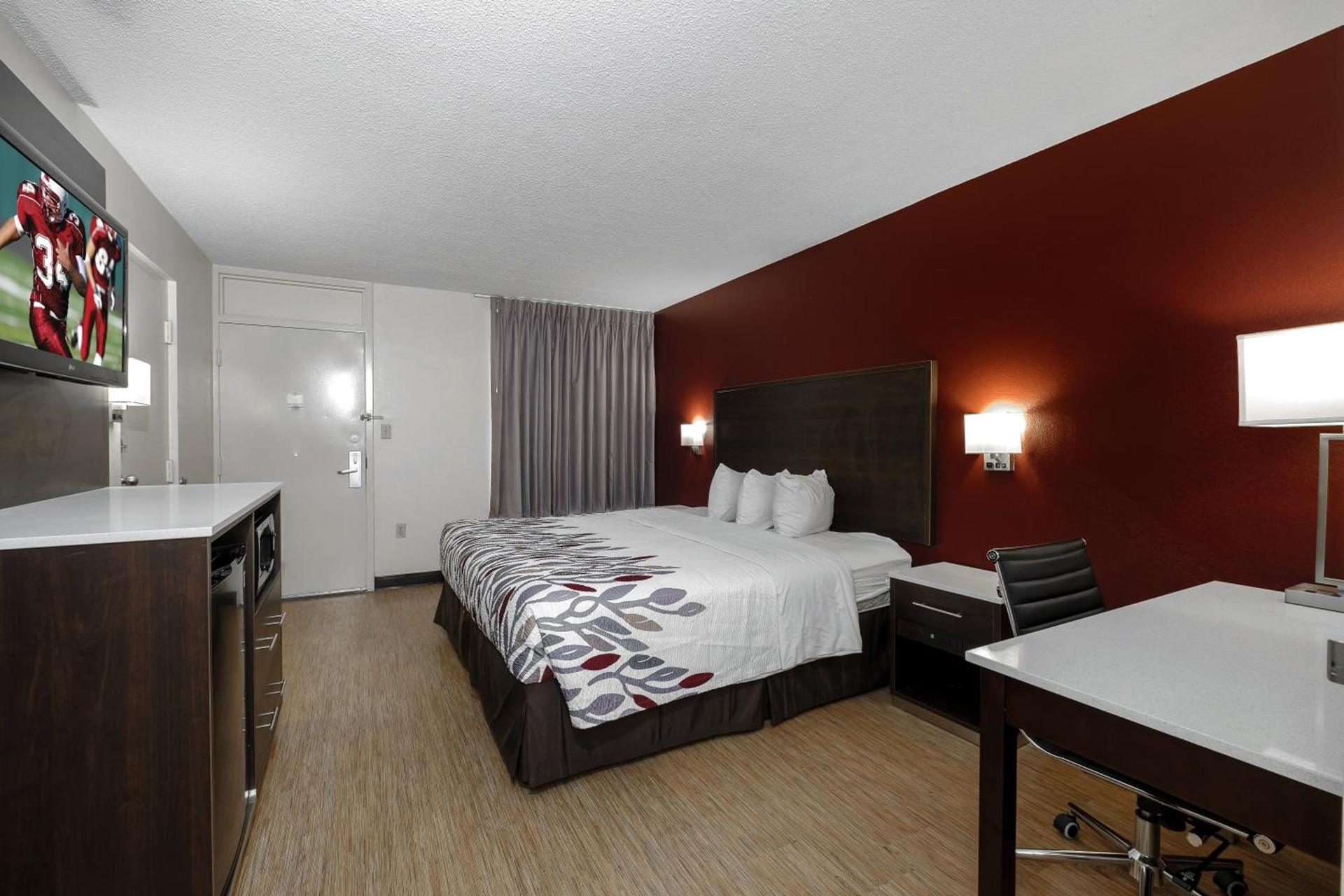 Red Roof Inn Gadsden photo 21