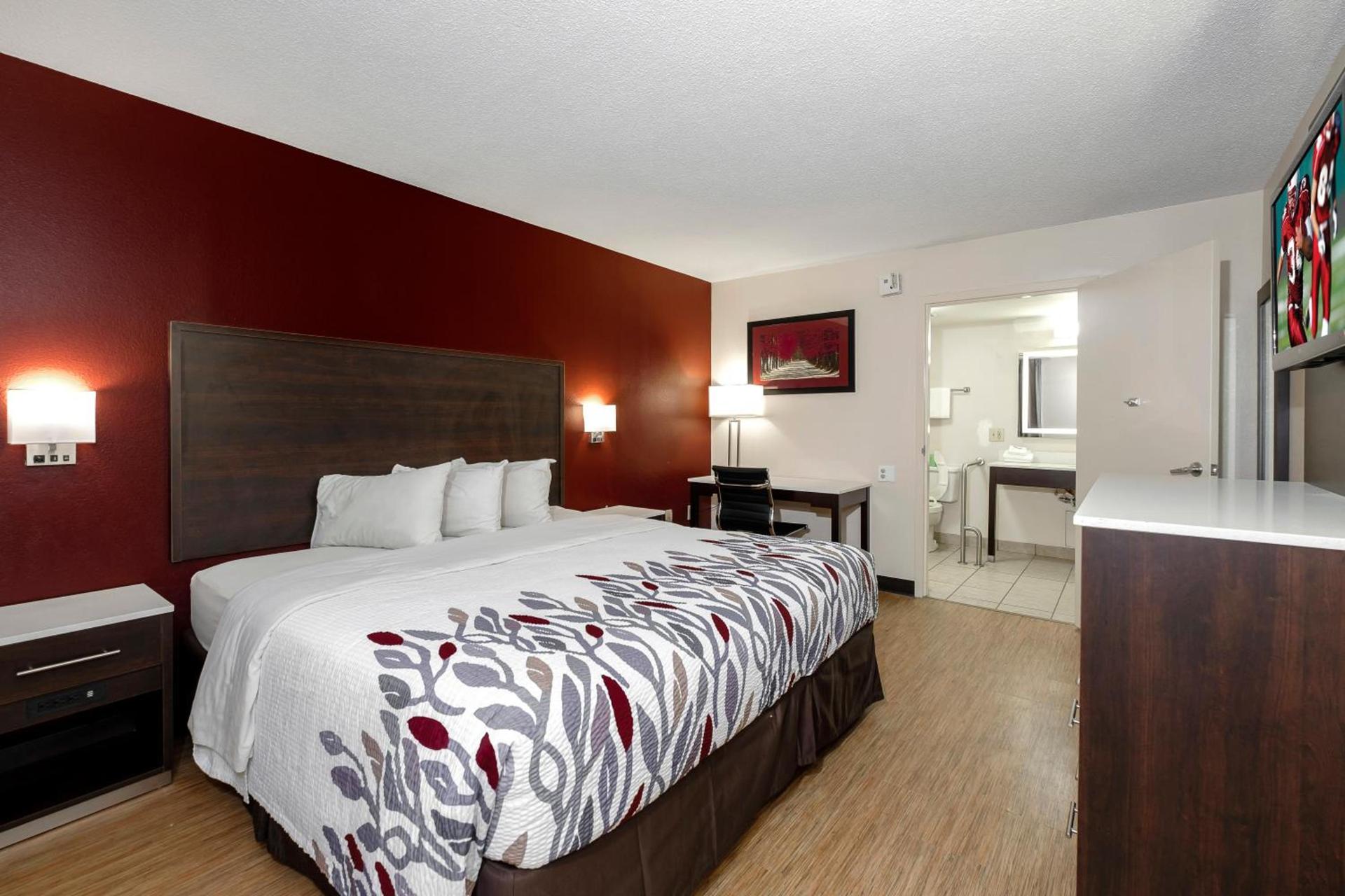 Red Roof Inn Gadsden photo 20
