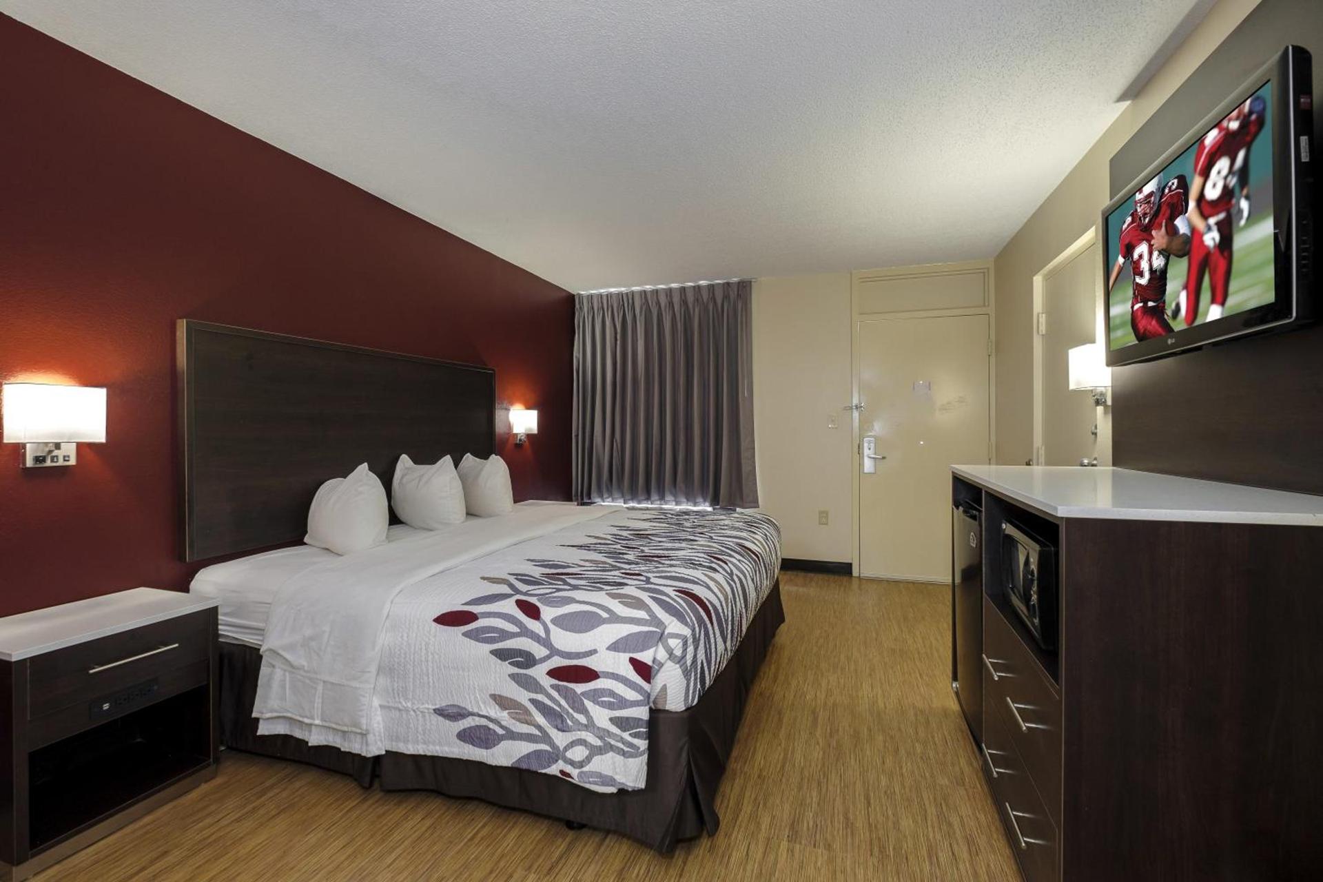 Red Roof Inn Gadsden photo 26