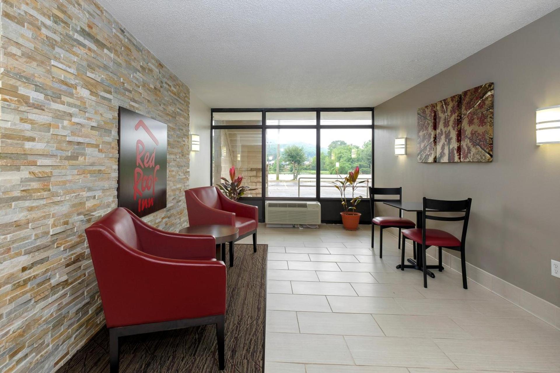 Red Roof Inn Gadsden photo 6