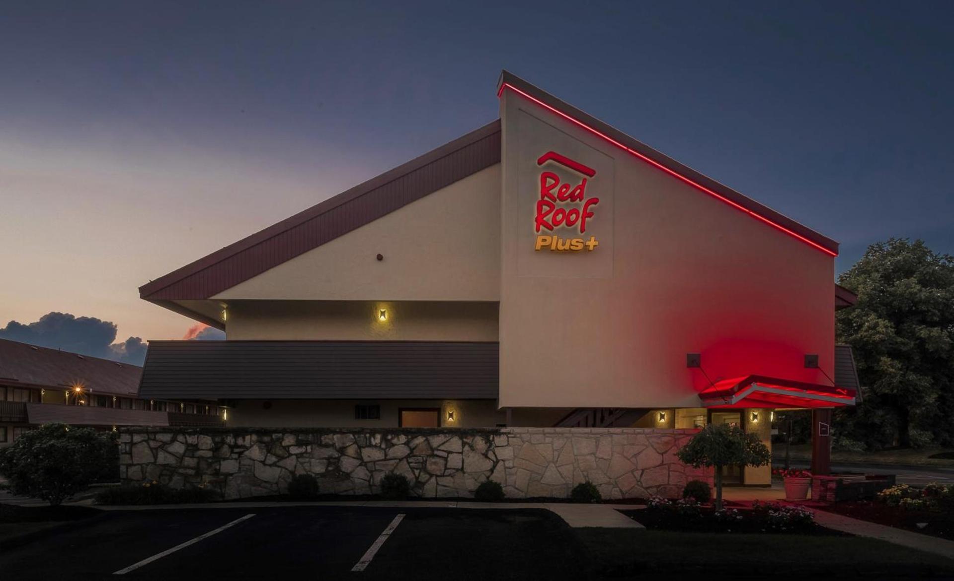 Red Roof Inn PLUS + Boston - Framingham photo 3