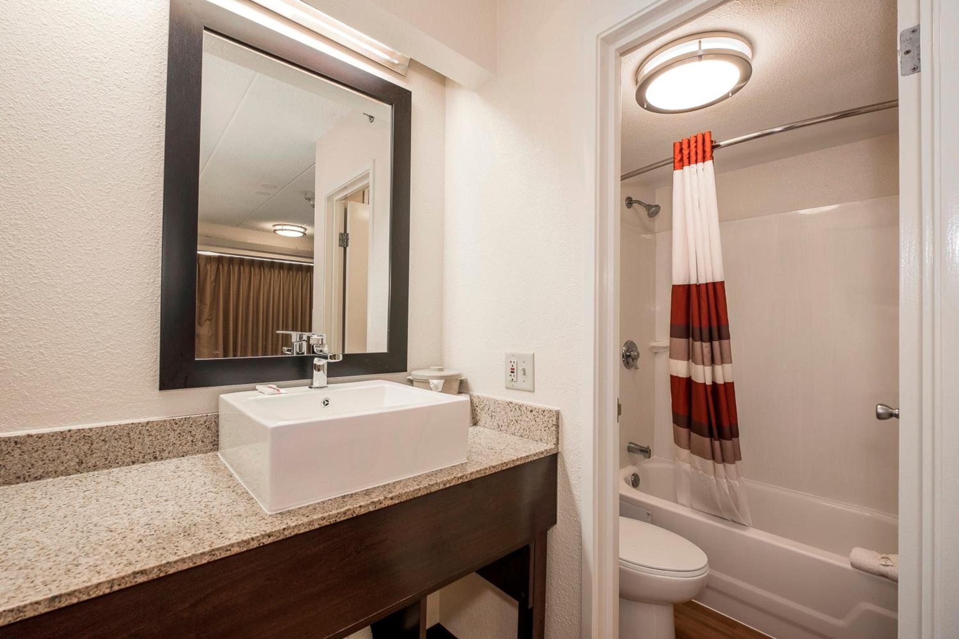 Red Roof Inn PLUS + Boston - Framingham photo 28