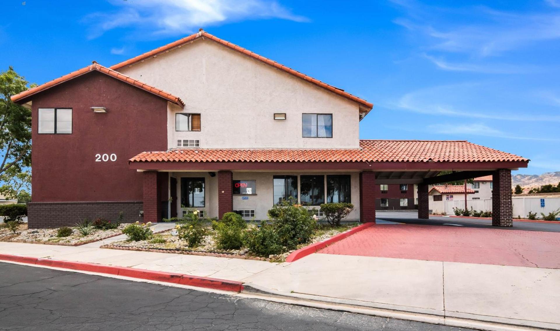 Red Roof Inn Palmdale - Lancaster photo 2