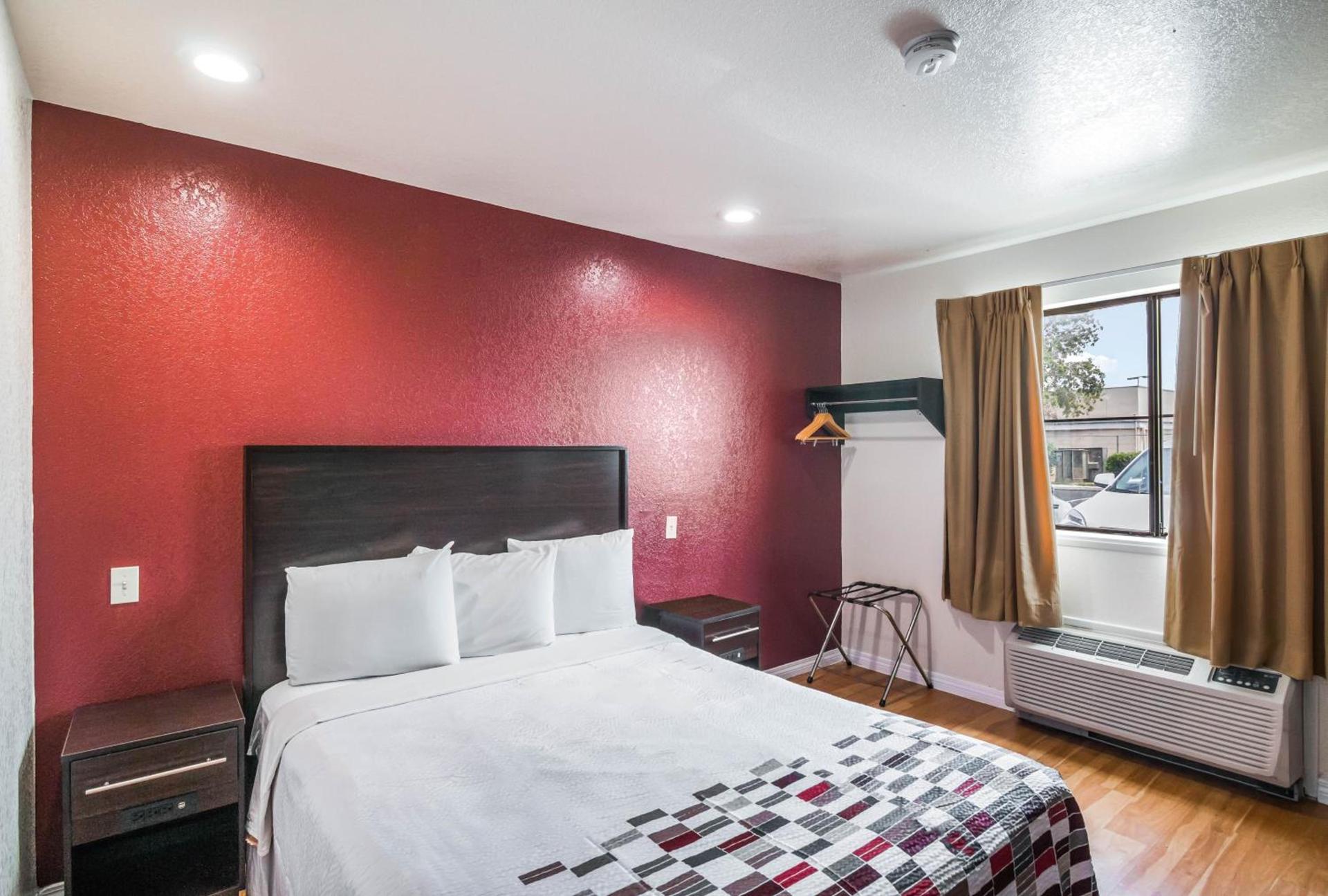 Red Roof Inn Palmdale - Lancaster photo 21