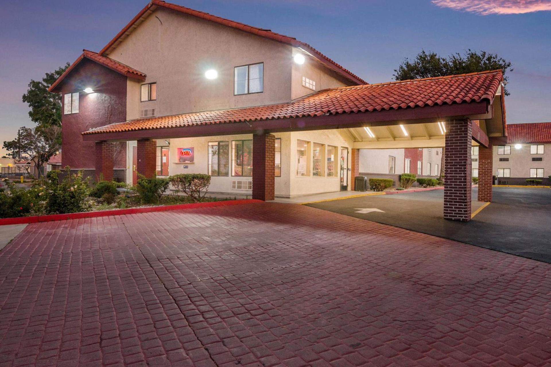 Red Roof Inn Palmdale - Lancaster photo 6