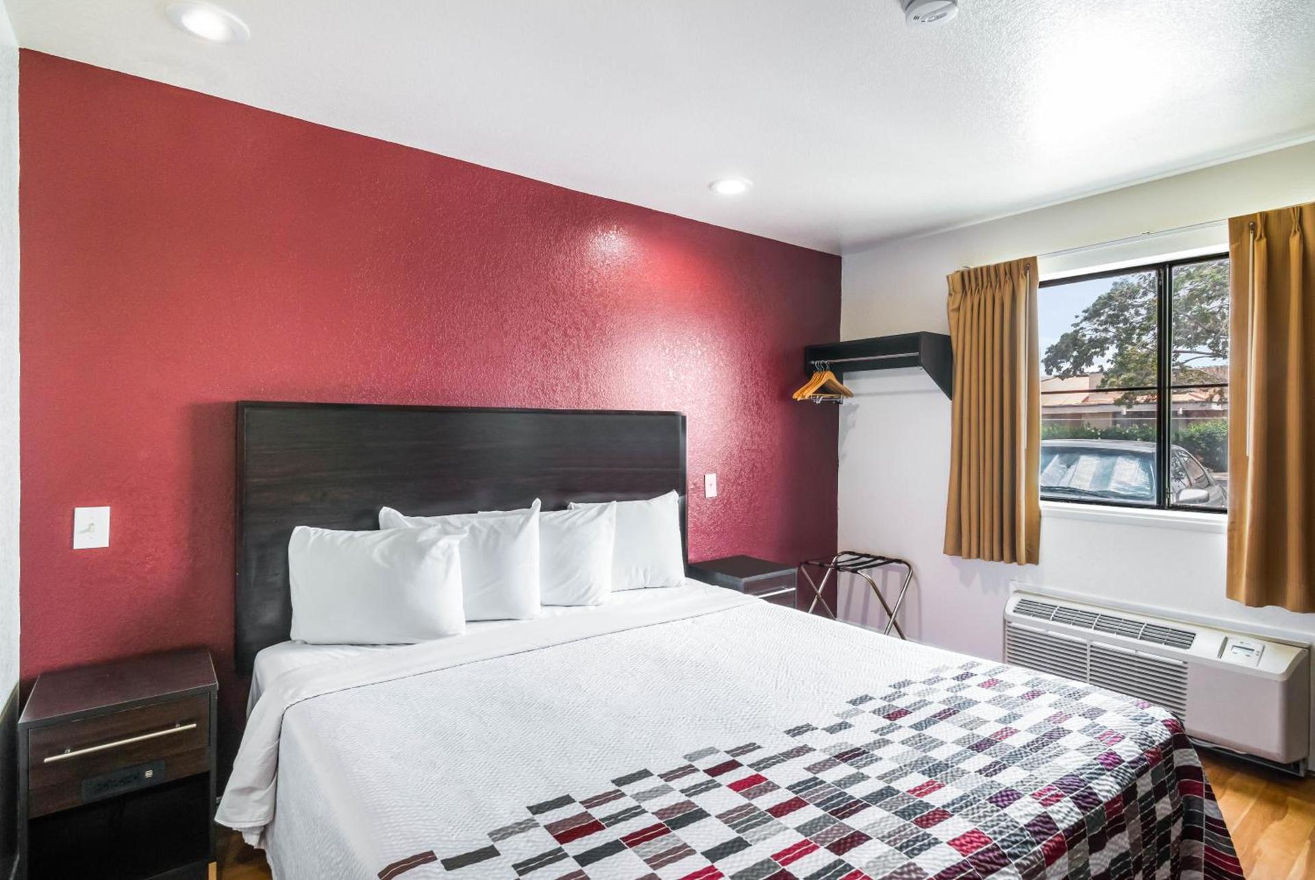 Red Roof Inn Palmdale - Lancaster photo 13