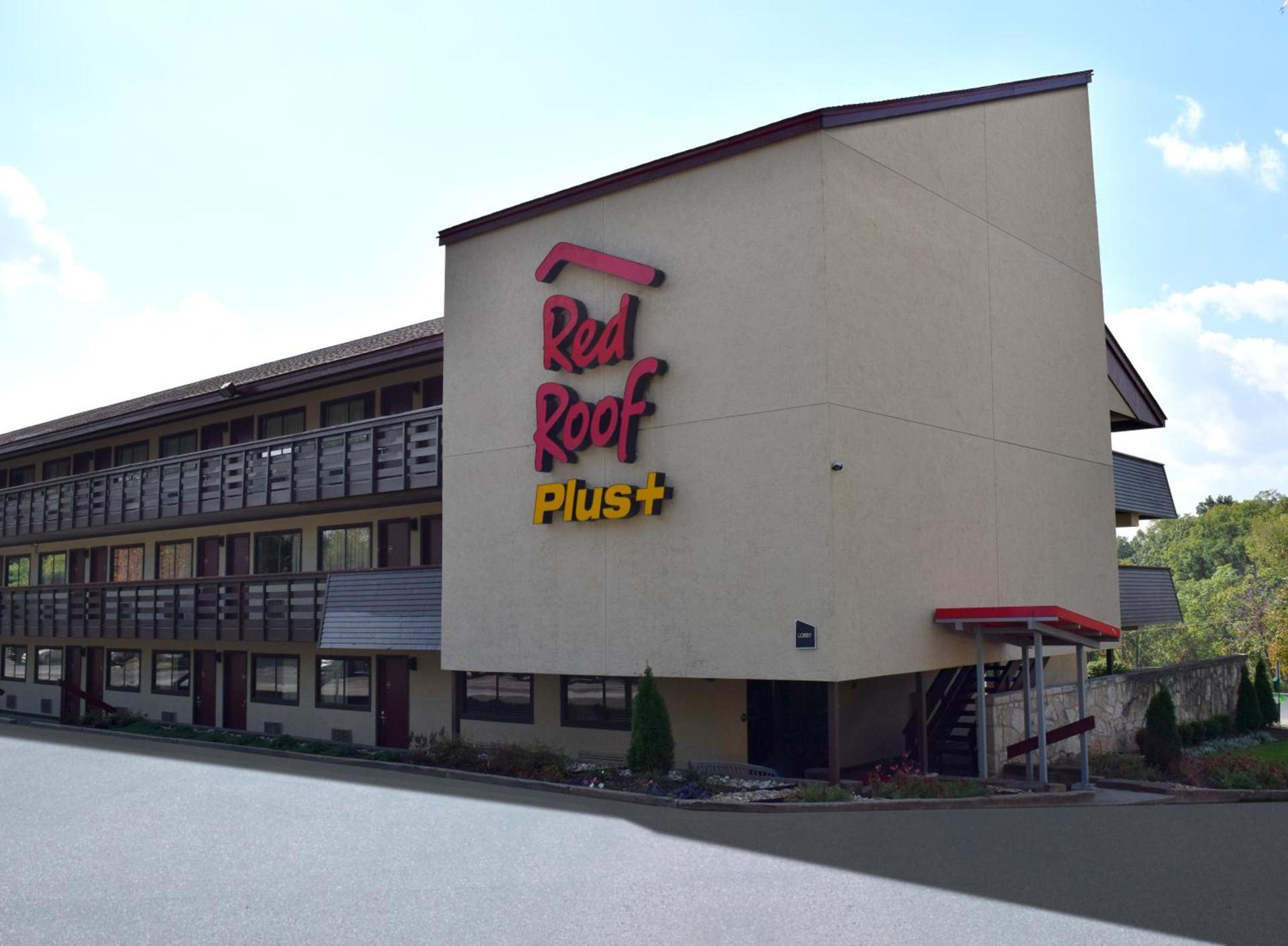 Red Roof Inn PLUS+ Pittsburgh East - Monroeville — hotel in Monroeville