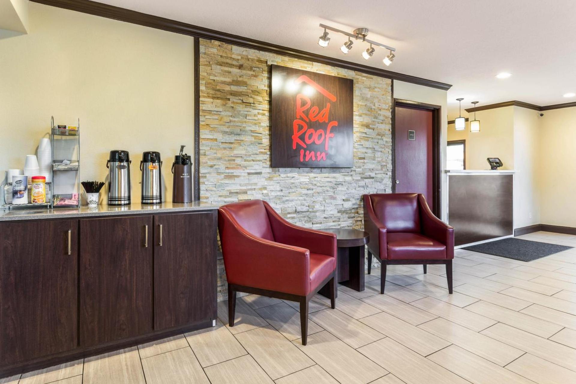 Red Roof Inn Dry Ridge photo 9