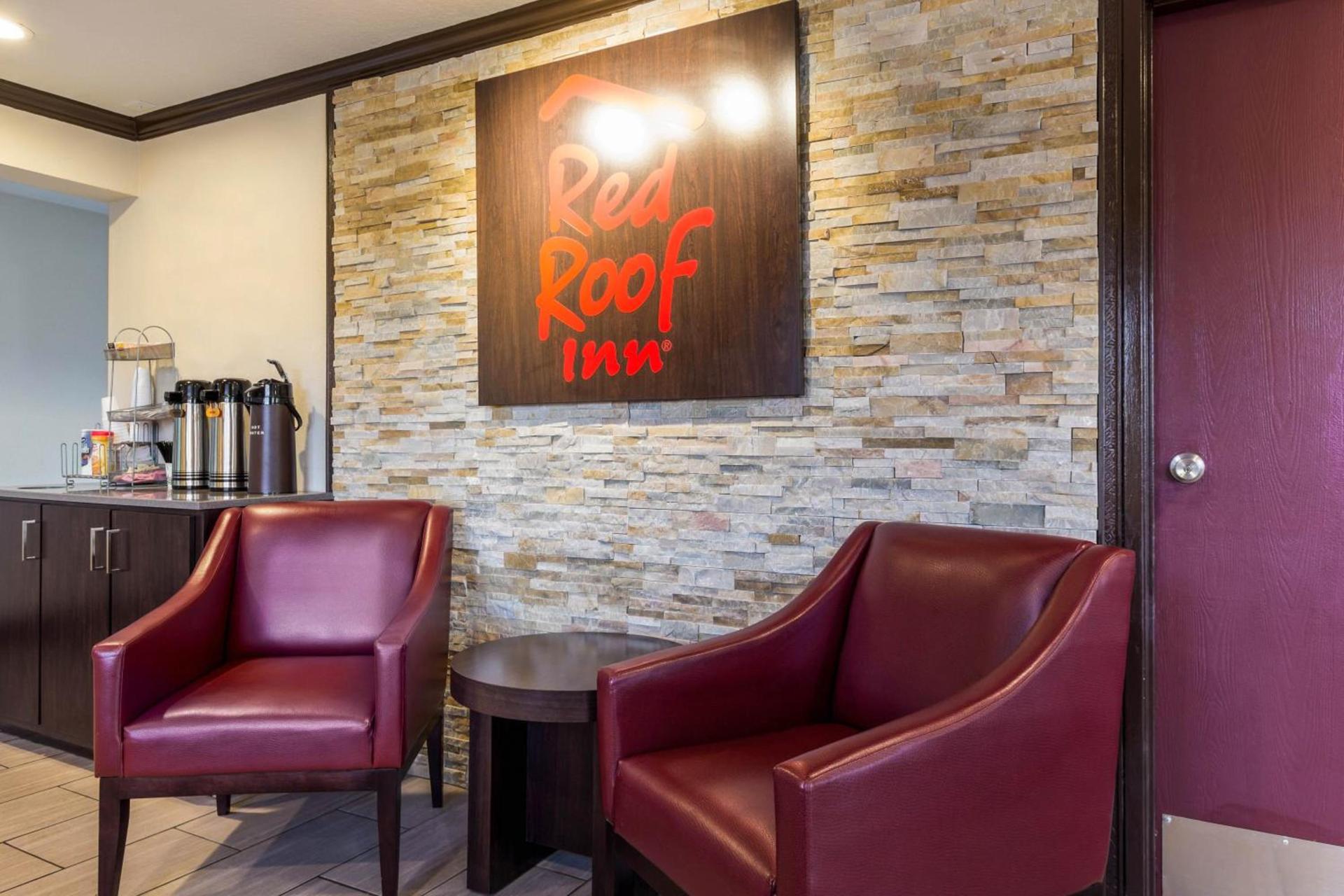Red Roof Inn Dry Ridge photo 11