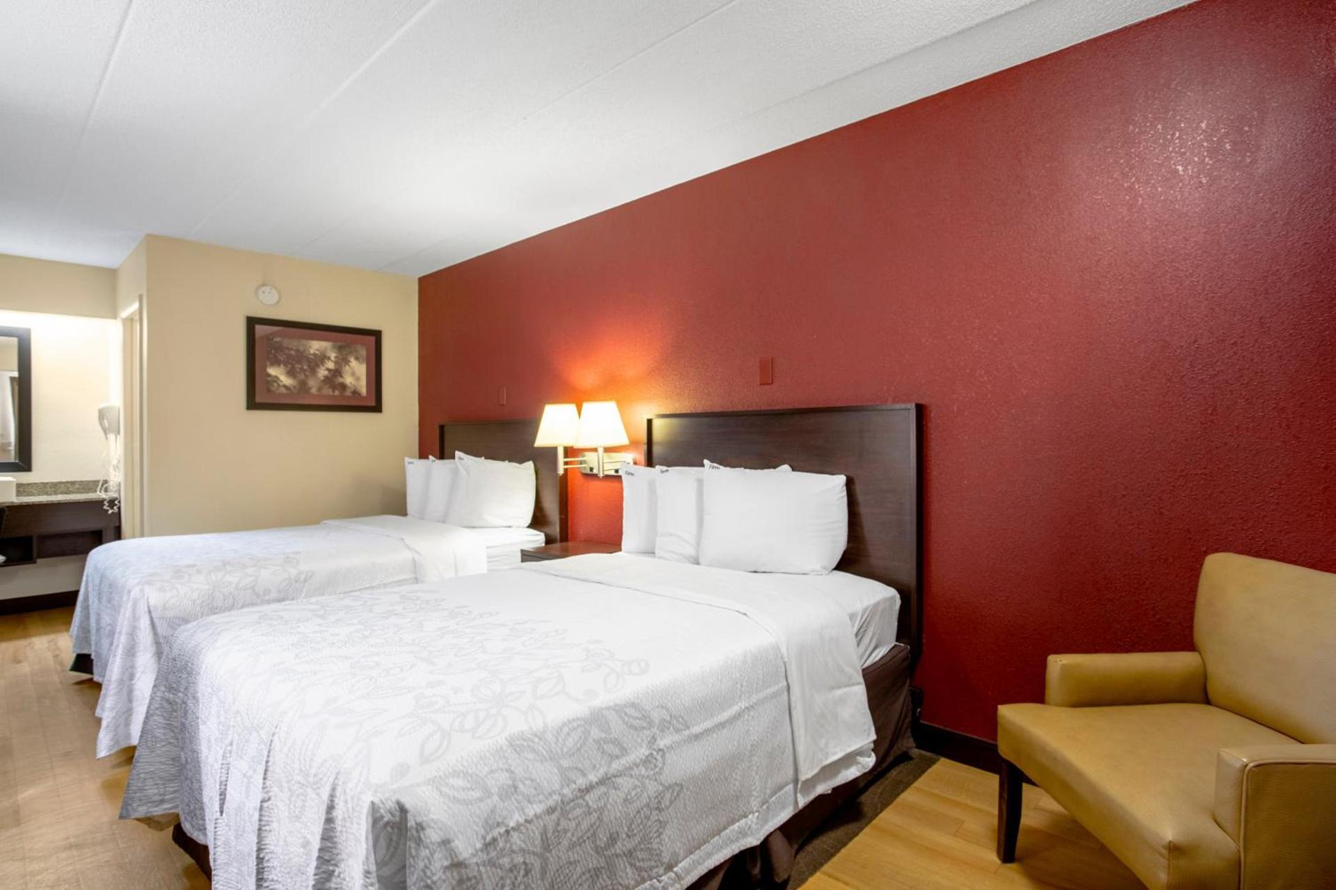 Red Roof Inn PLUS+ Baltimore-Washington DC/BWI Airport photo 18