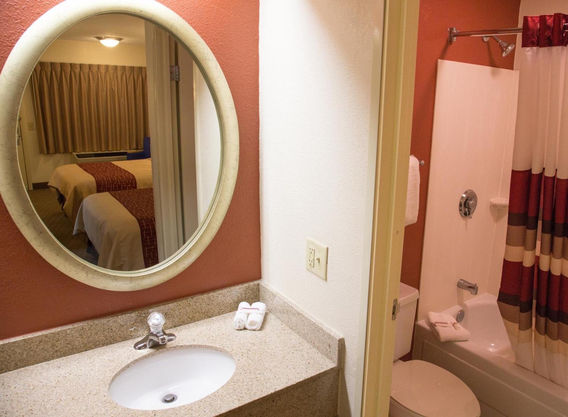 Red Roof Inn Buffalo - Hamburg/ I-90 photo 19