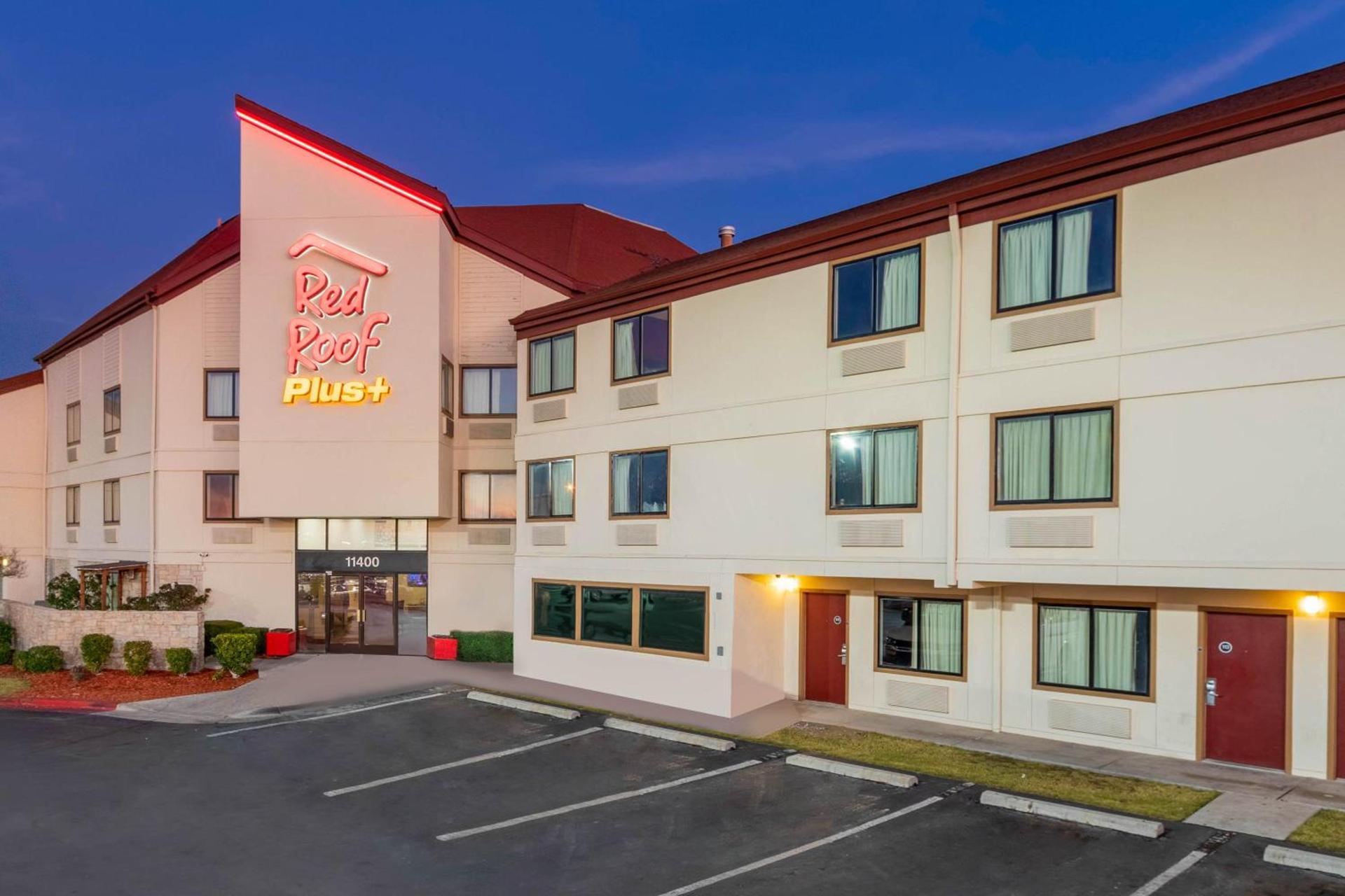 Red Roof Inn PLUS+ El Paso East photo 2
