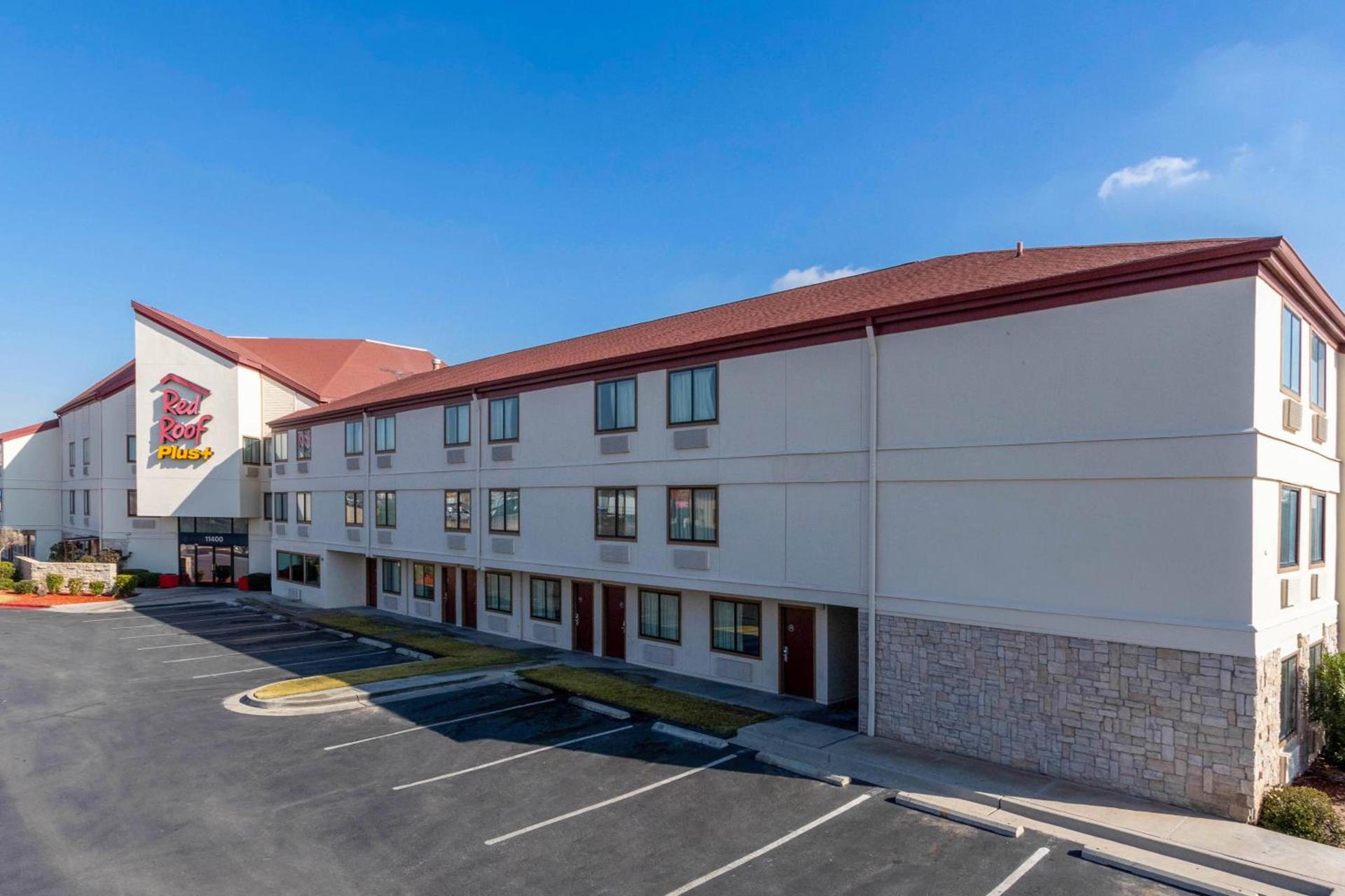 Red Roof Inn PLUS+ El Paso East photo 6