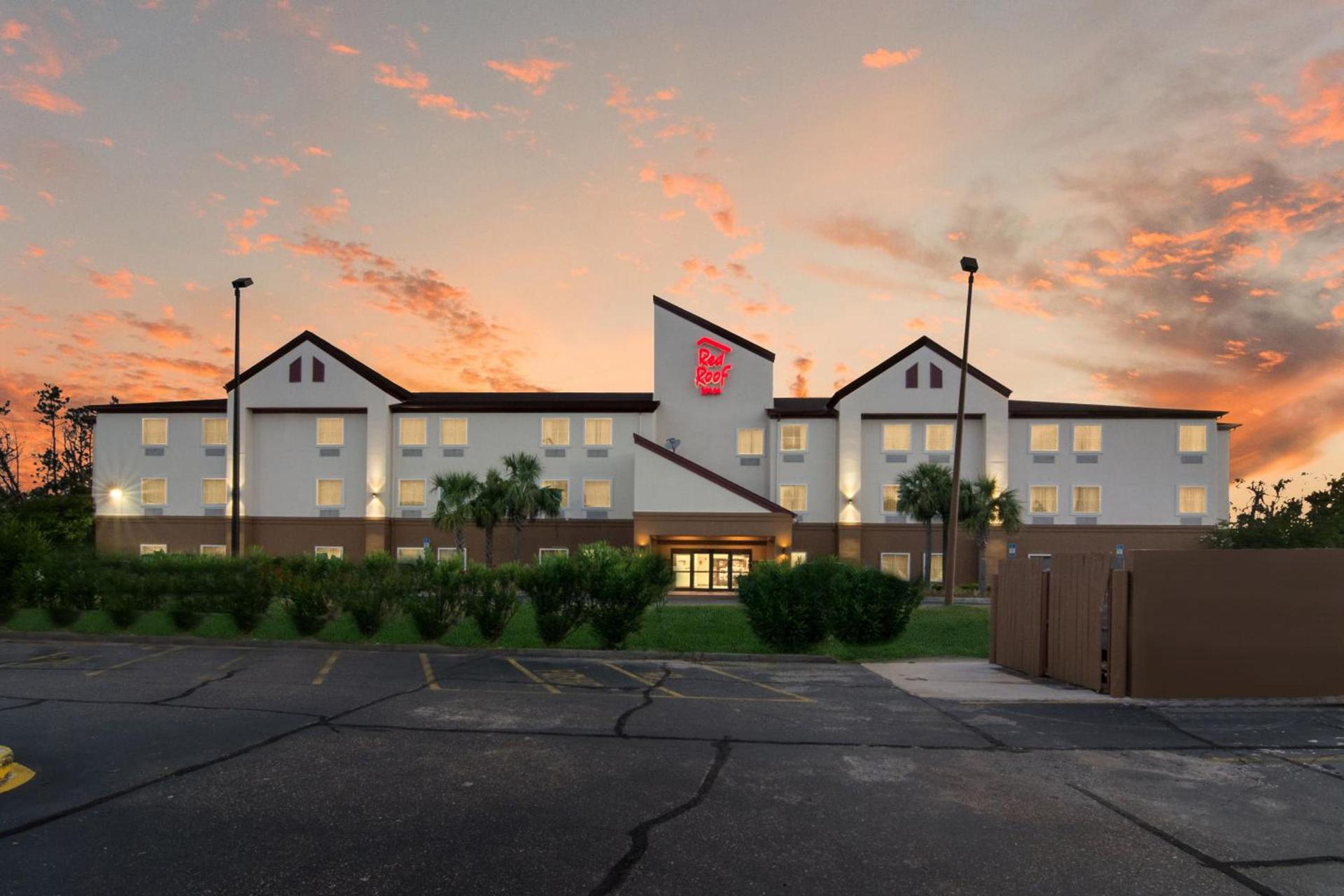 Red Roof Inn Panama City photo 9