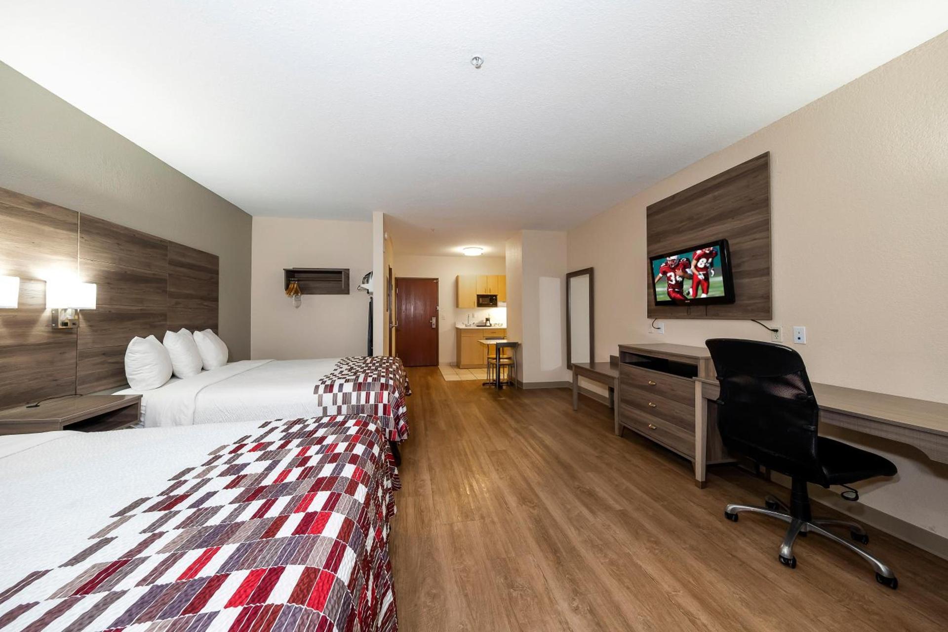 Red Roof Inn Panama City photo 24
