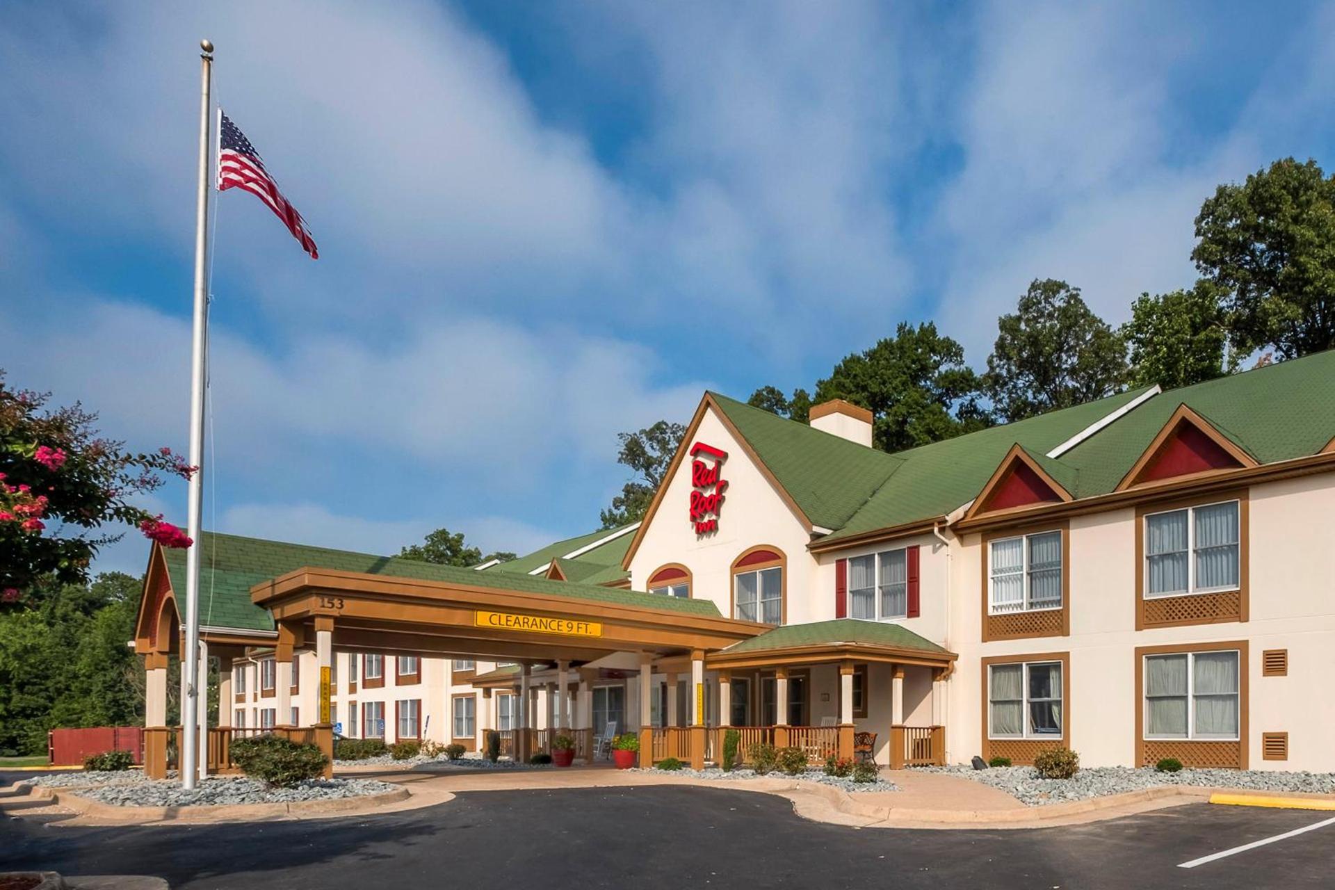 Red Roof Inn & Suites Stafford, VA - Quantico — hotel in Stafford
