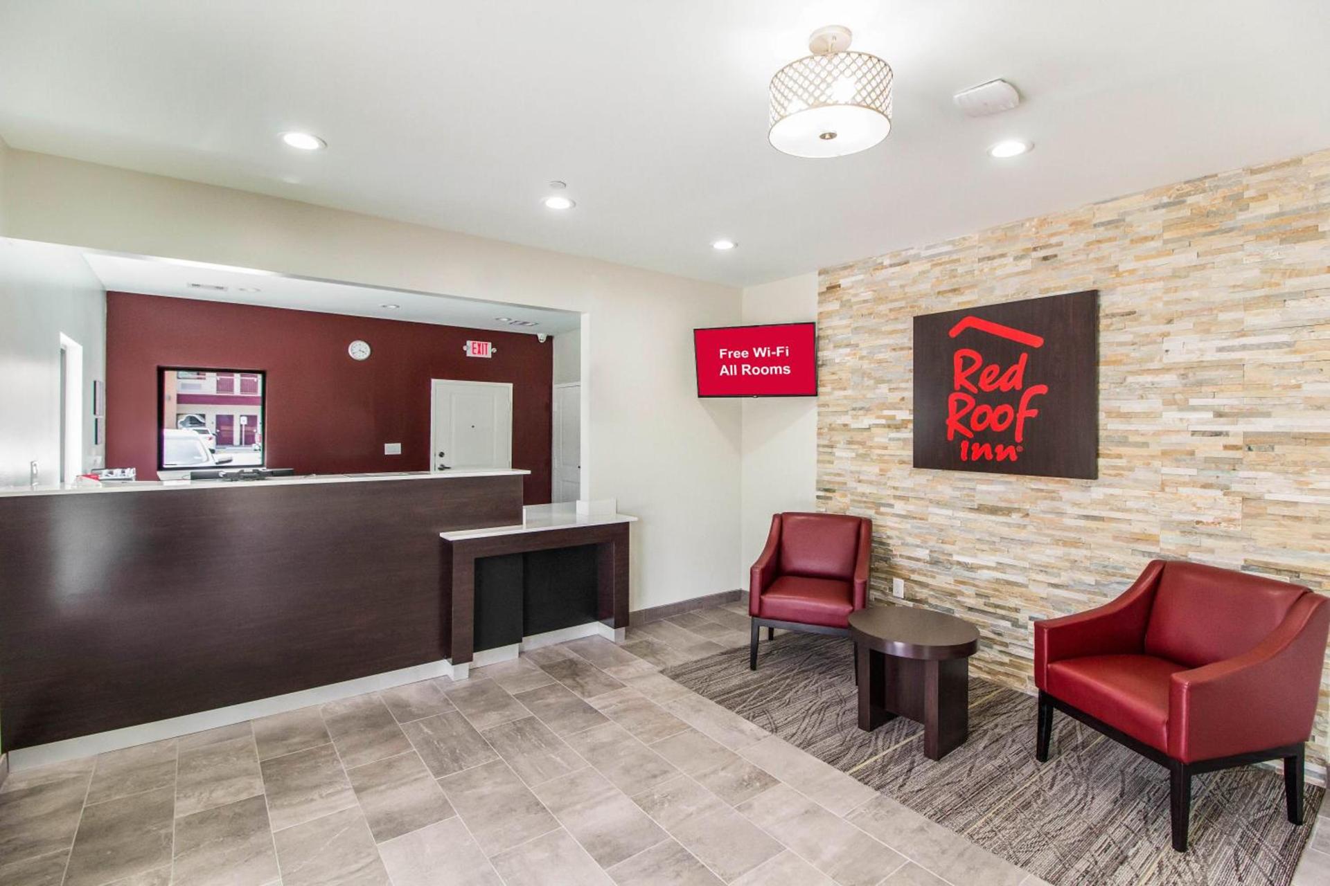 Red Roof Inn Houston - Willowbrook photo 9