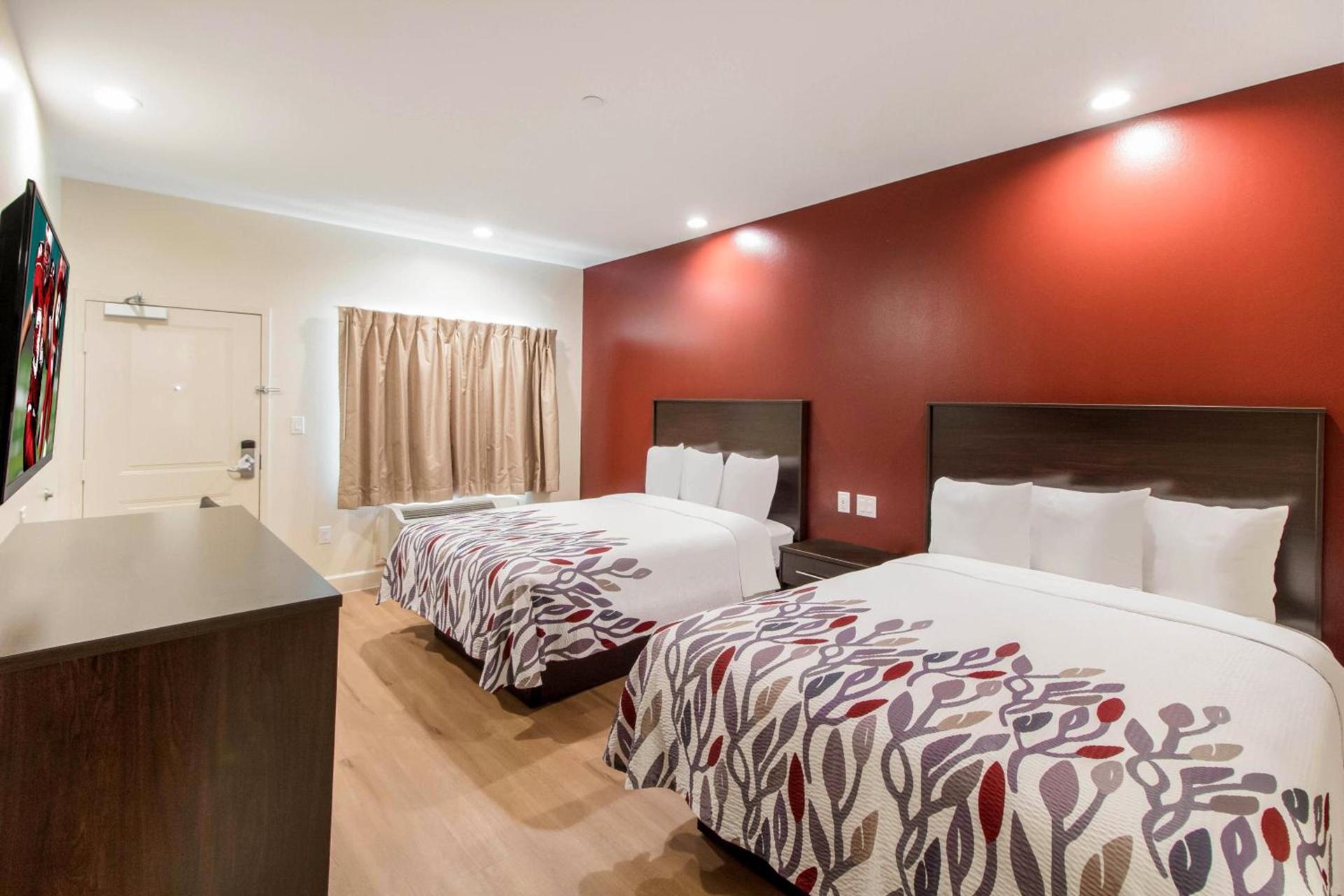 Red Roof Inn Houston - Willowbrook photo 16
