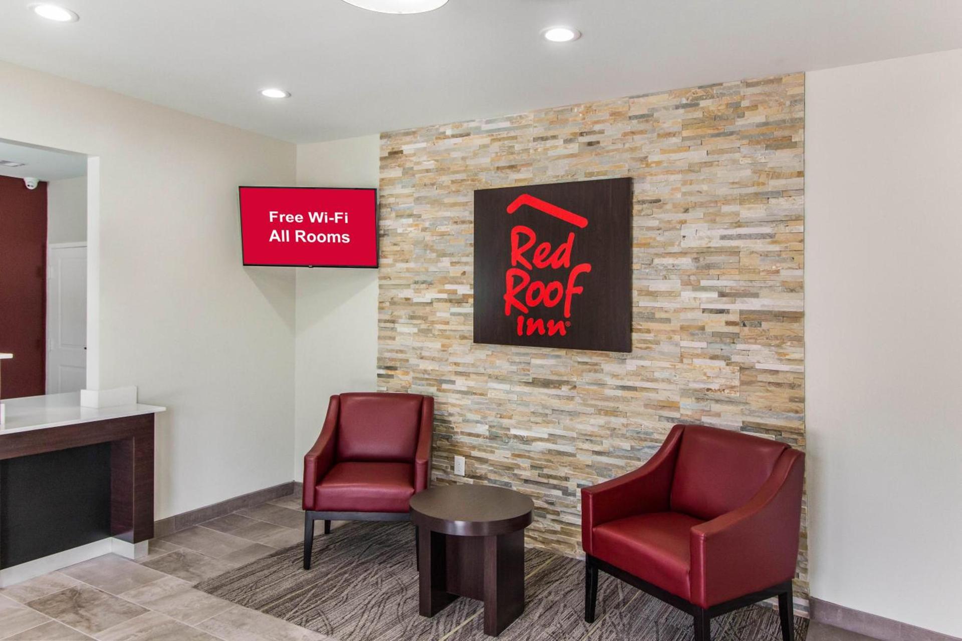 Red Roof Inn Houston - Willowbrook photo 11