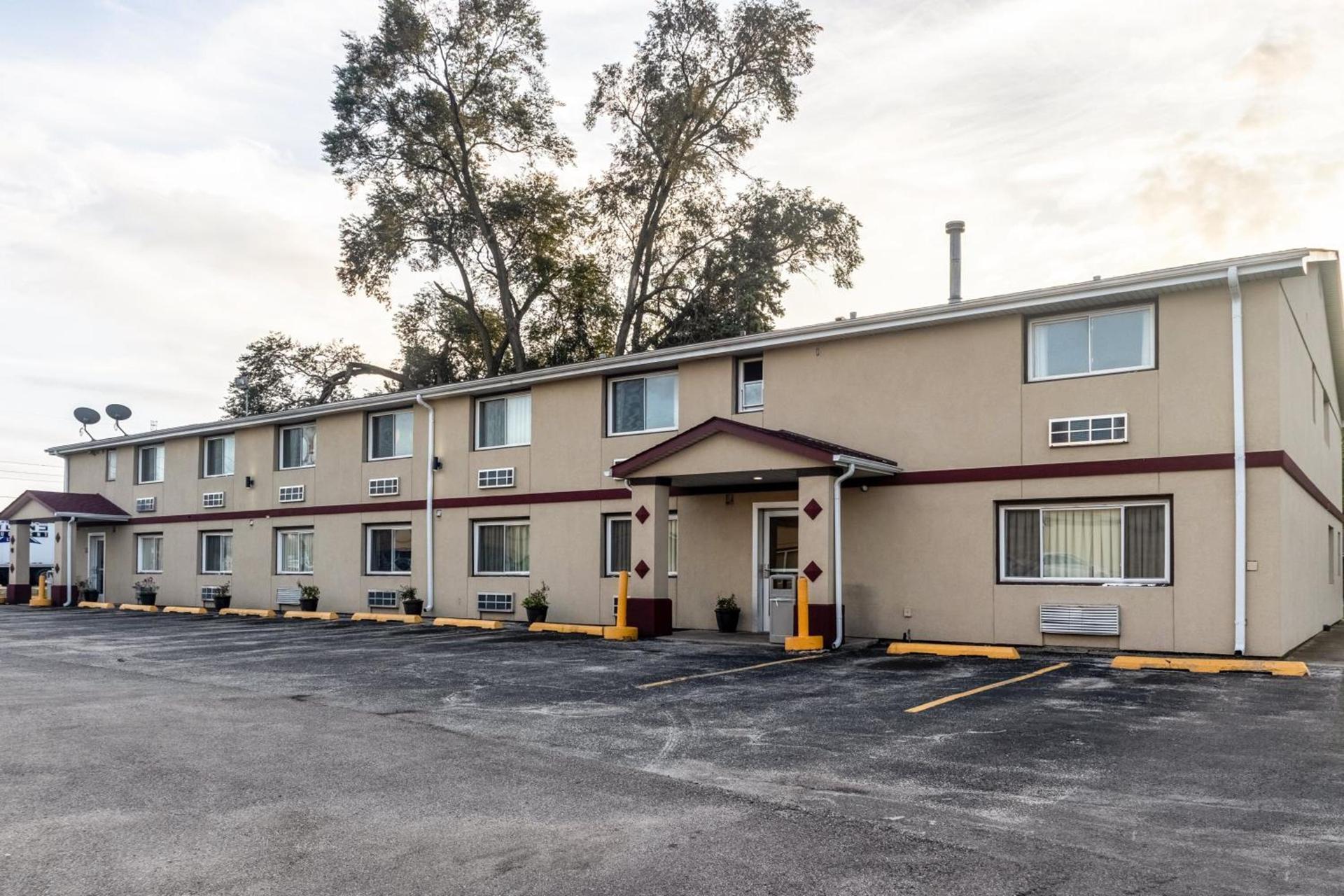 Red Roof Inn Chicago - Alsip photo 2