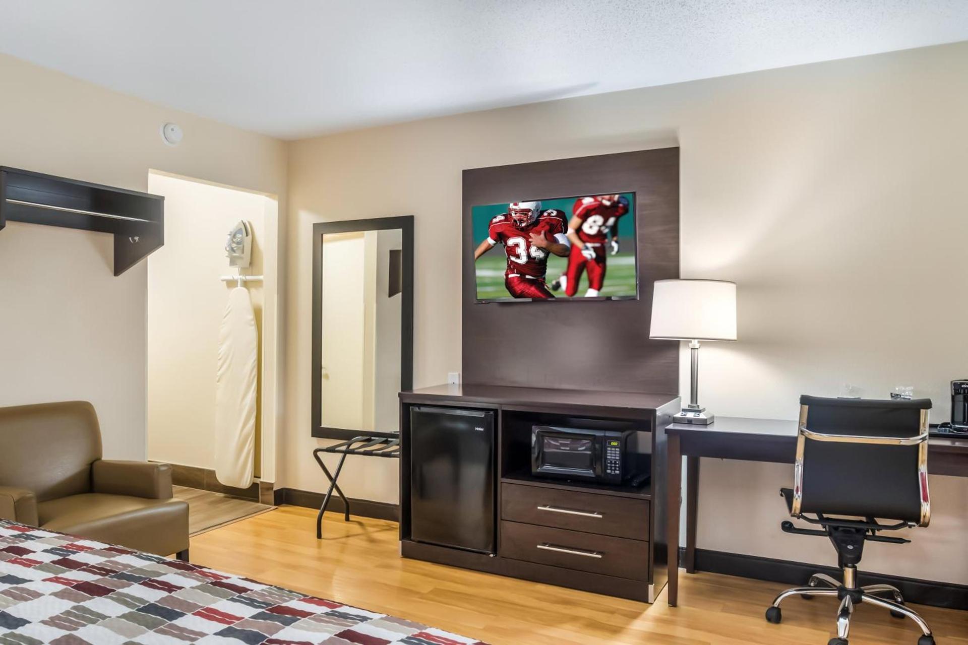 Red Roof Inn Chicago - Alsip photo 22