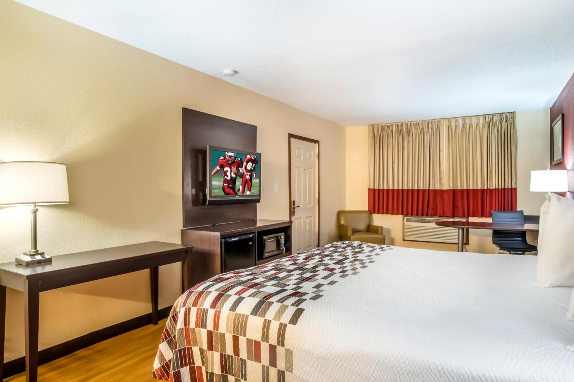 Red Roof Inn Chicago - Alsip photo 16