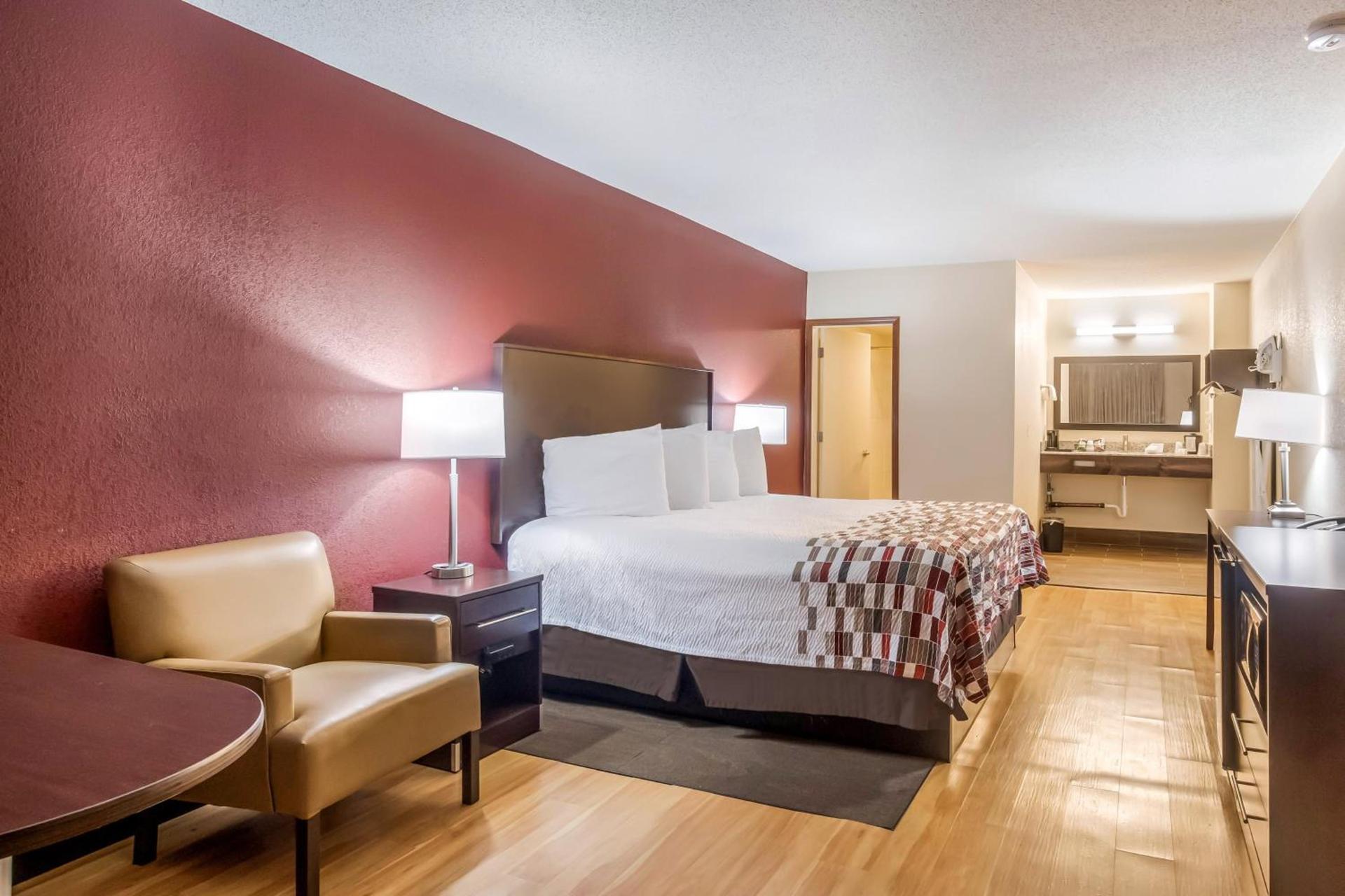 Red Roof Inn Chicago - Alsip photo 20