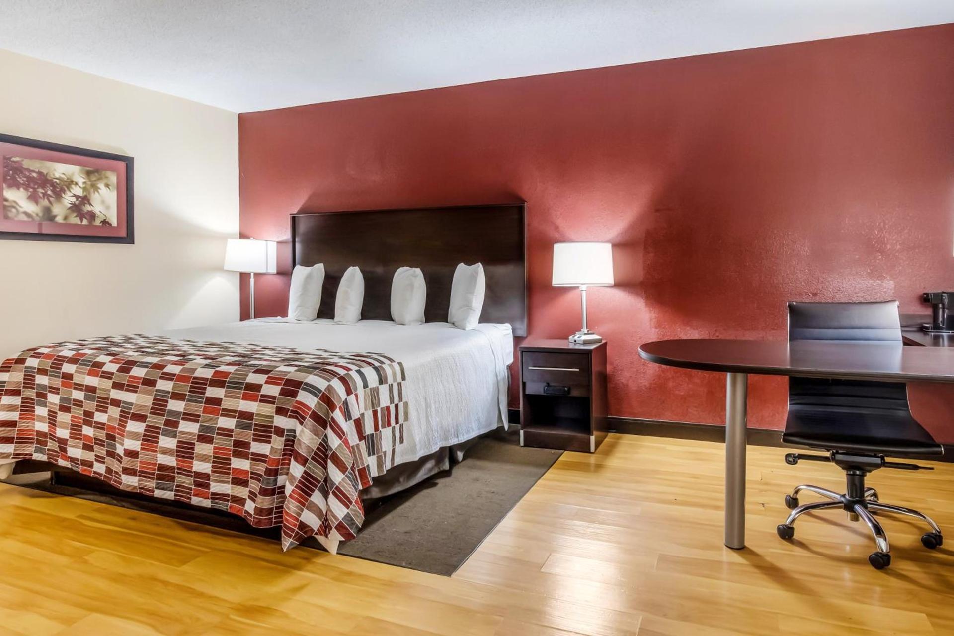 Red Roof Inn Chicago - Alsip photo 18