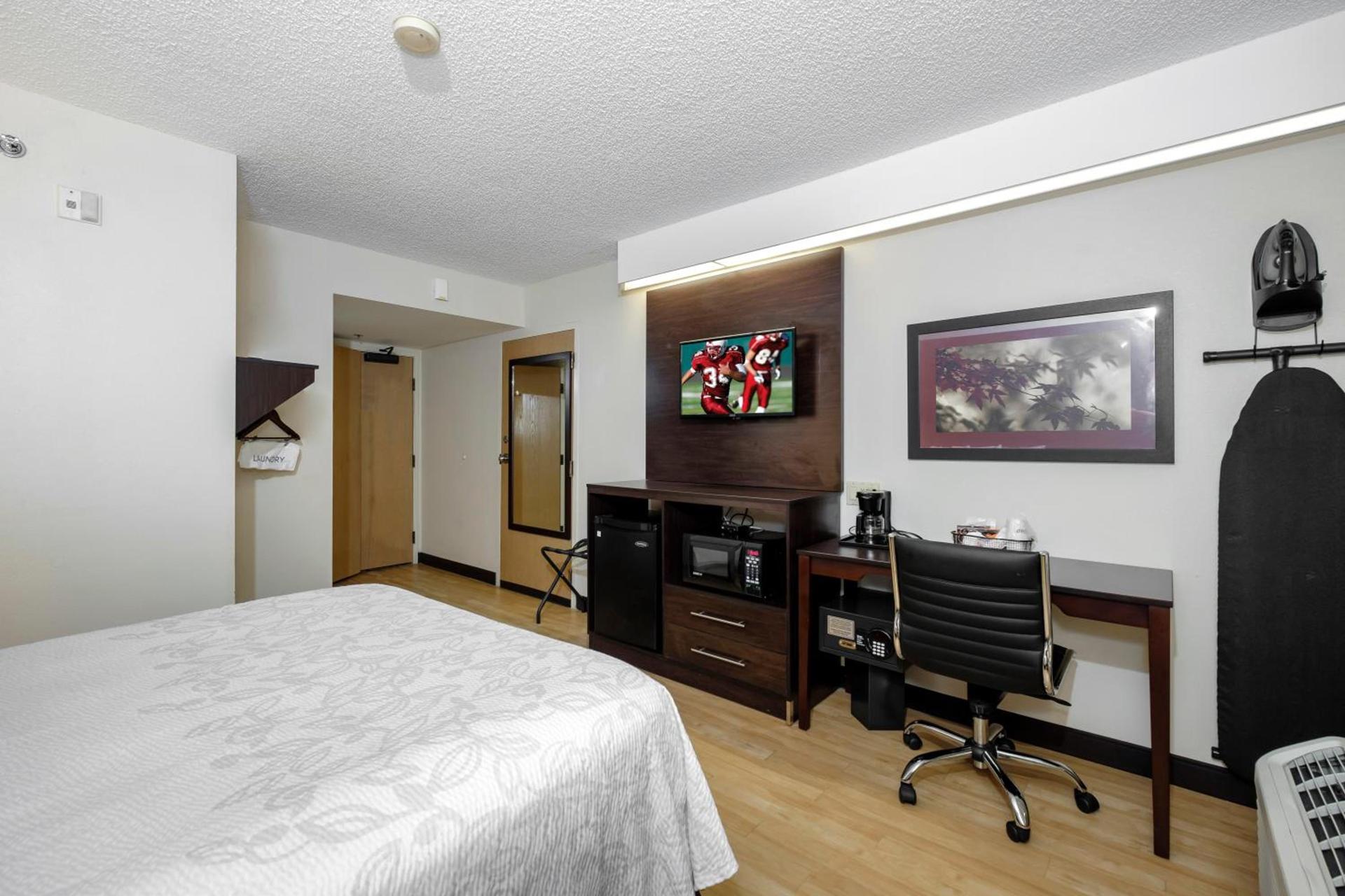 Red Roof Inn PLUS+ Palm Coast photo 31