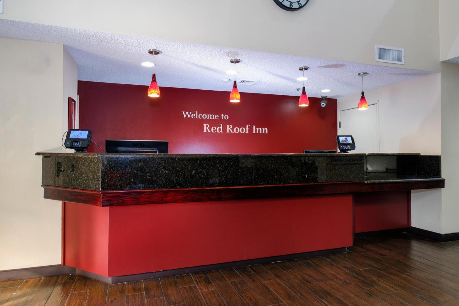 Red Roof Inn PLUS+ Palm Coast photo 6