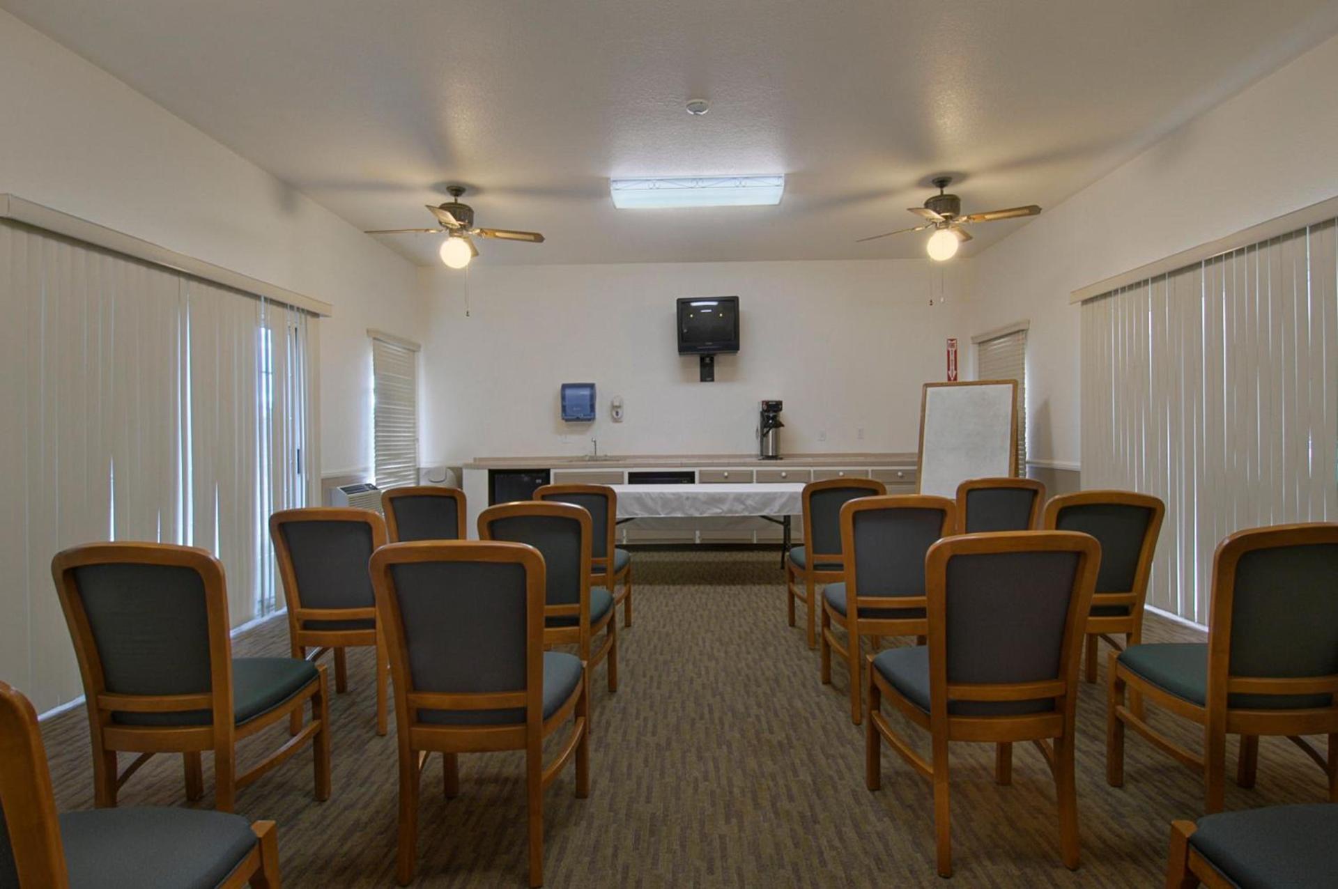 MainStay Suites Victorville - Hesperia photo 1