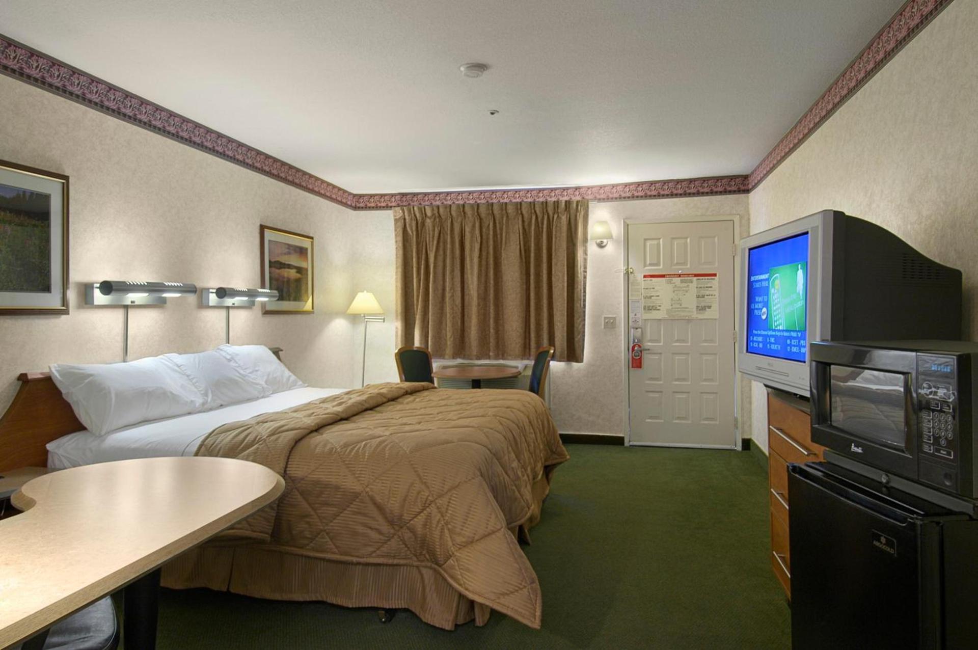 MainStay Suites Victorville - Hesperia photo 4