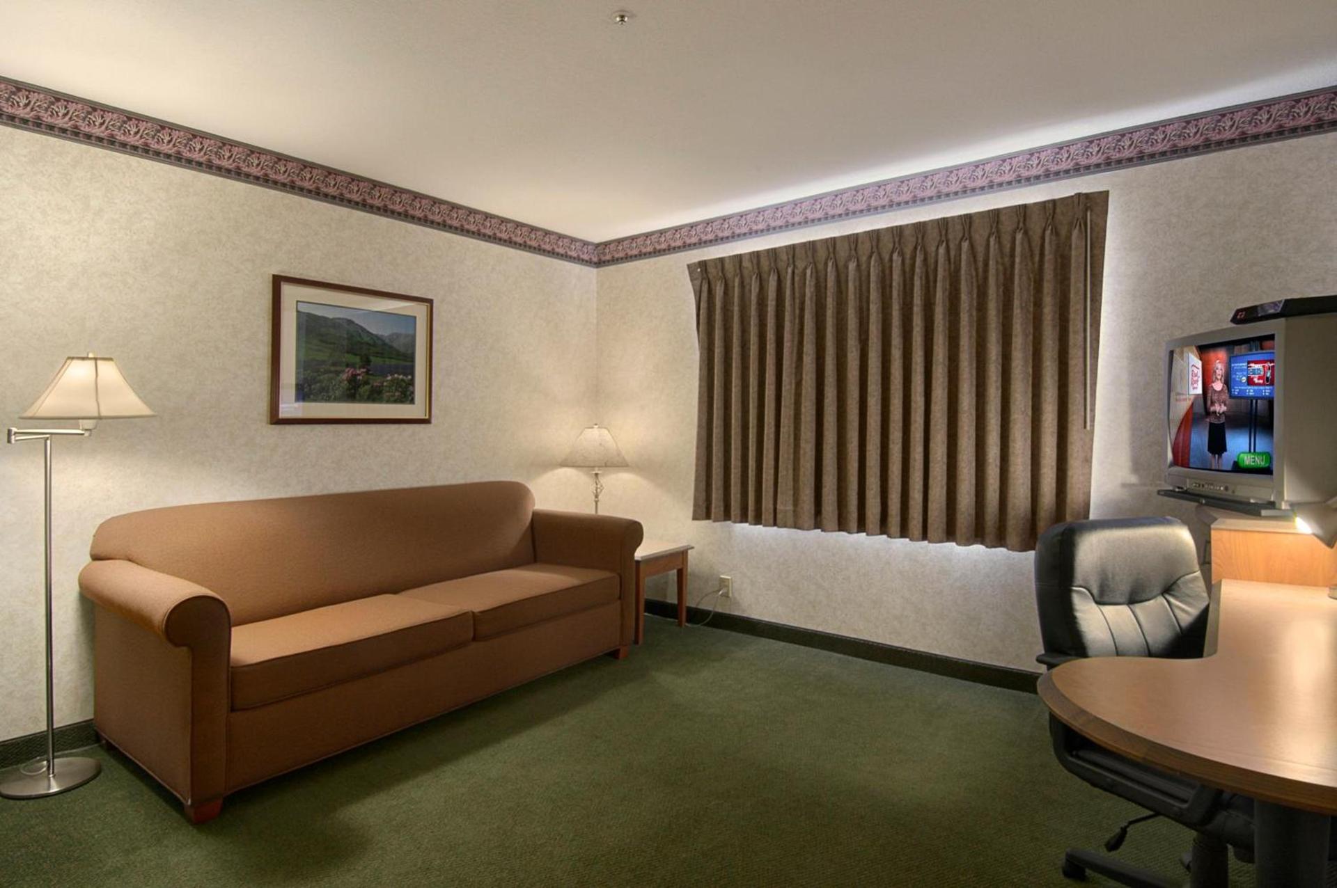 MainStay Suites Victorville - Hesperia photo 5