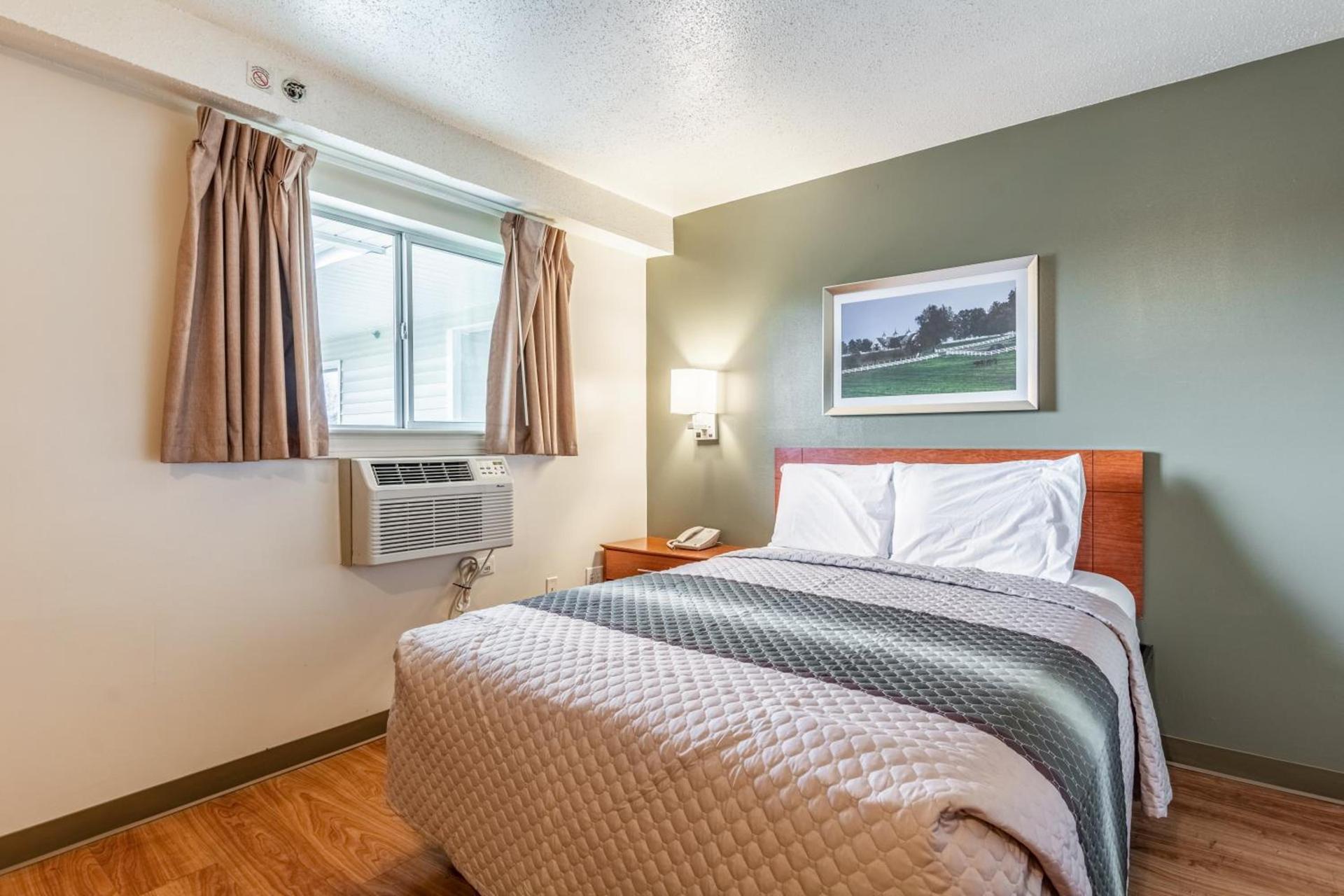 Birch Hill Suites Louisville photo 12