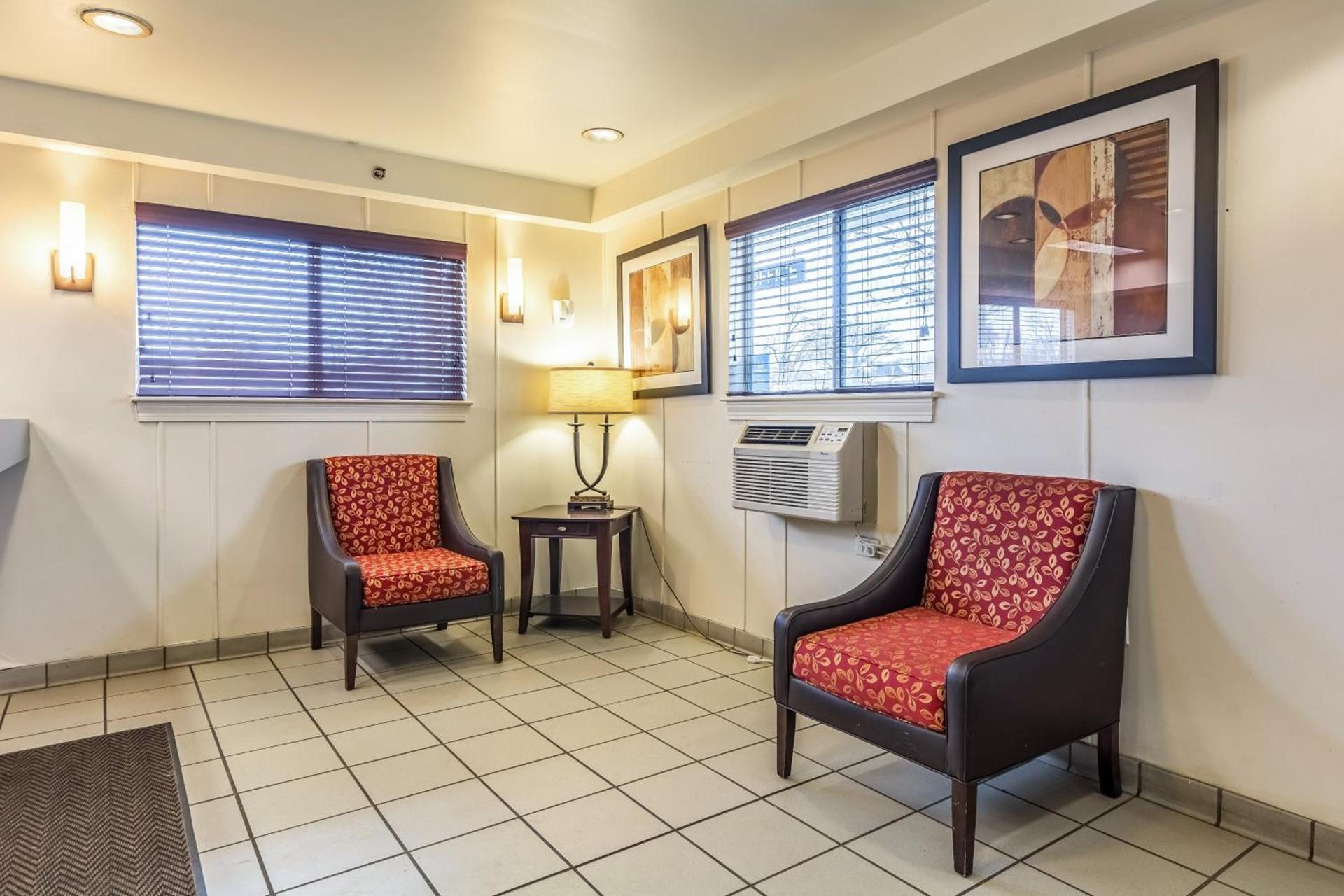 Birch Hill Suites Louisville photo 4