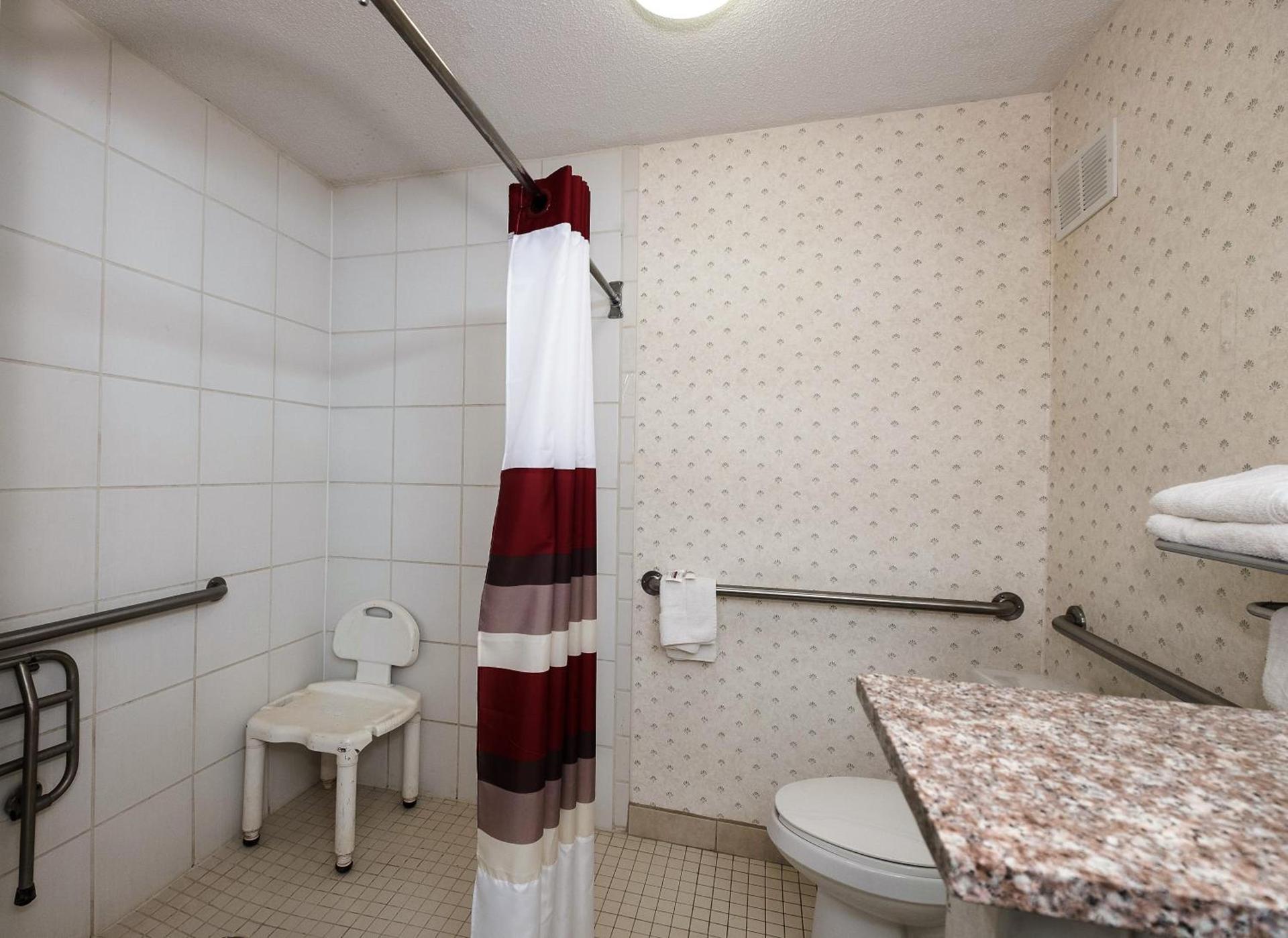 Horizon Inn & Suites photo 31