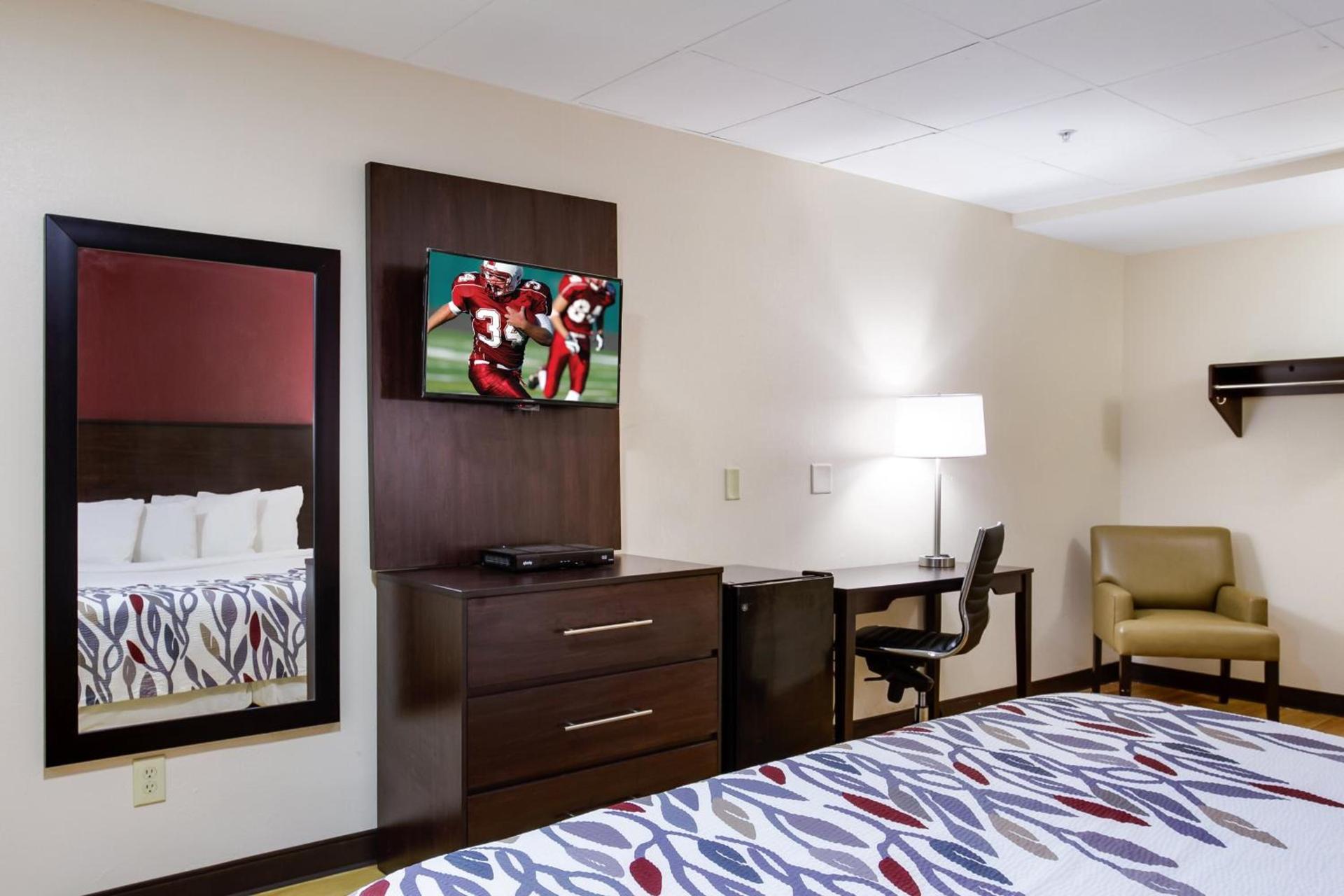 Red Roof Inn York Downtown photo 20