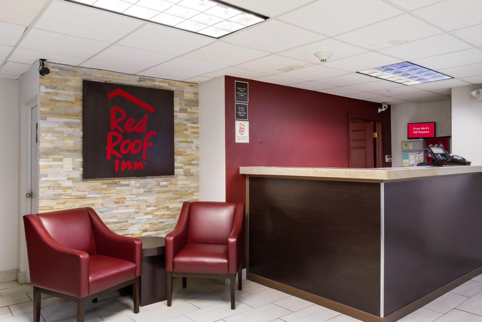 Red Roof Inn York Downtown photo 6