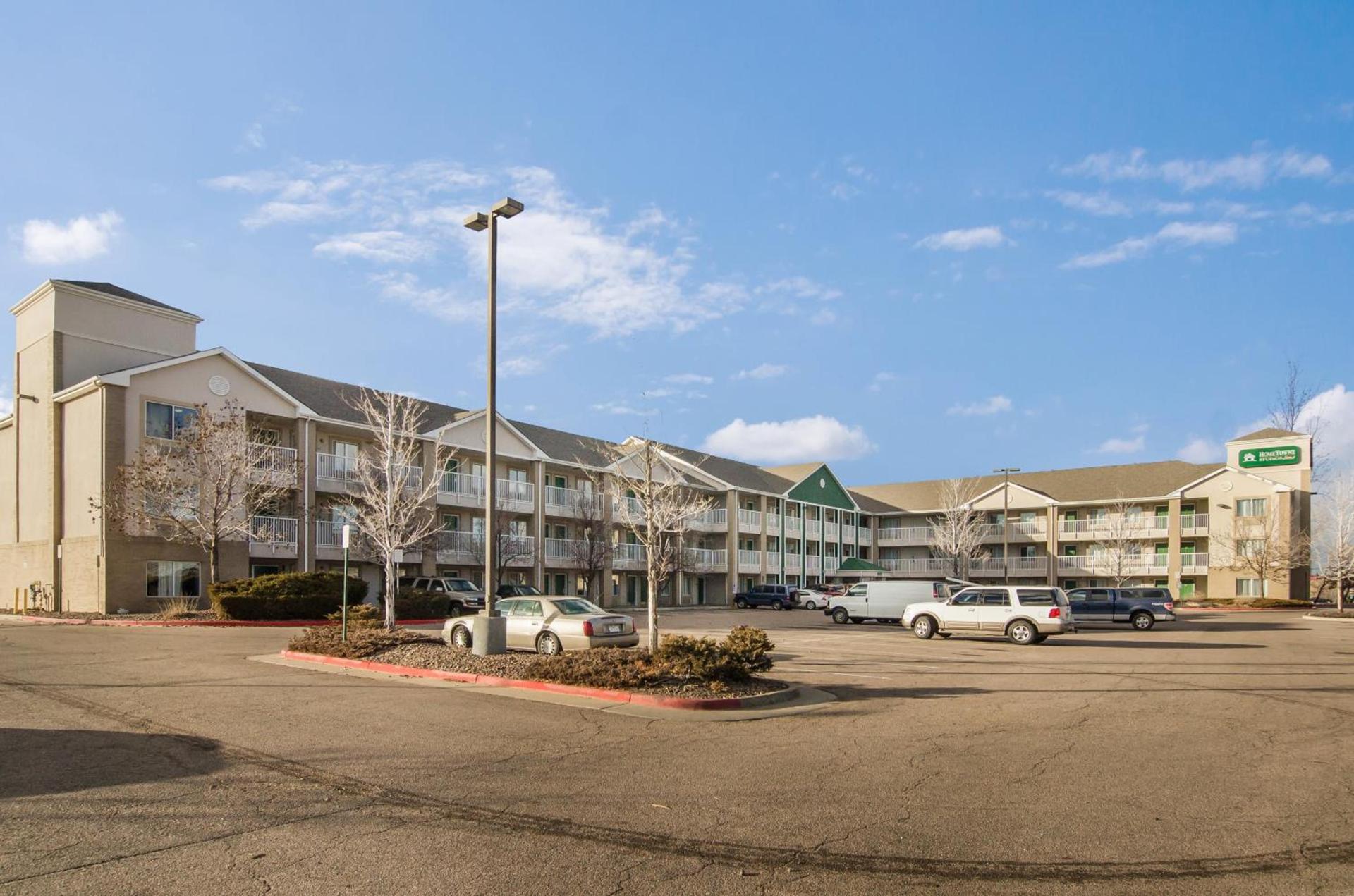 HomeTowne Studios by Red Roof Denver - Airport/Aurora — hotel in Aurora