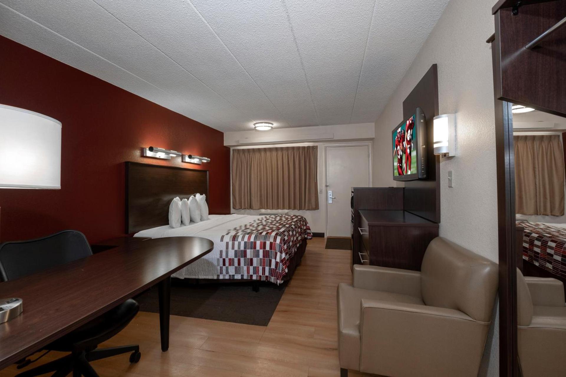 Red Roof Inn Washington DC-Lanham photo 11