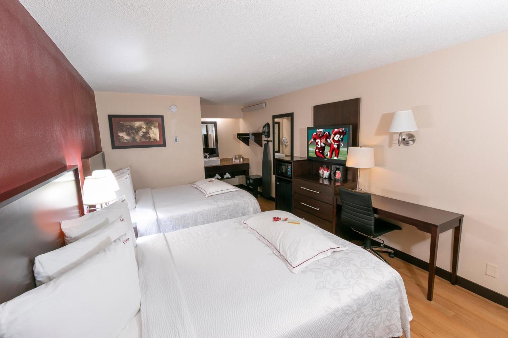 Red Roof Inn PLUS+ Columbus-Ohio State University OSU photo 7
