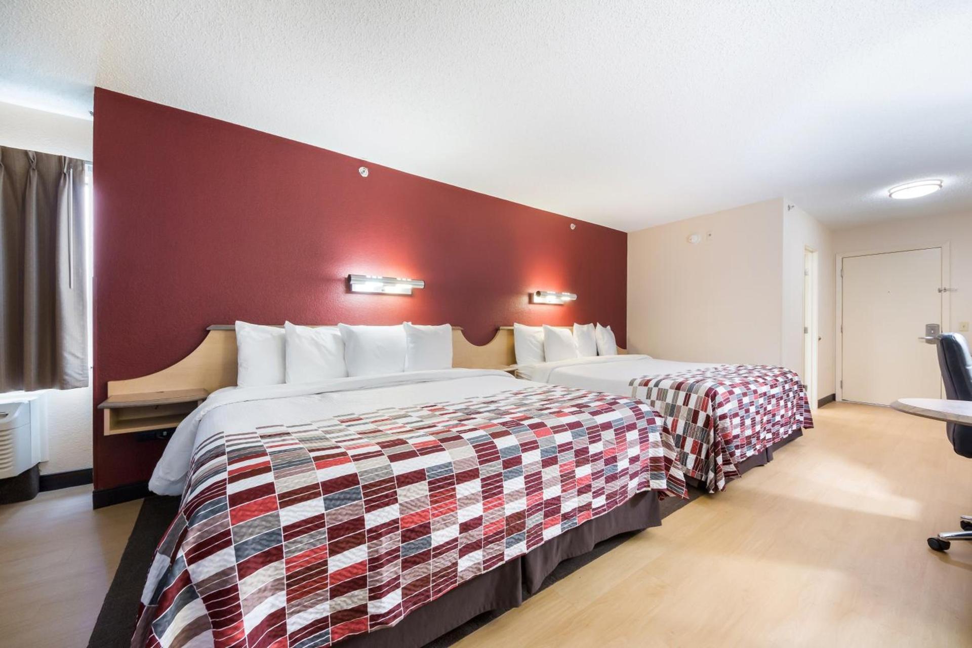 Red Roof Inn Laredo photo 19