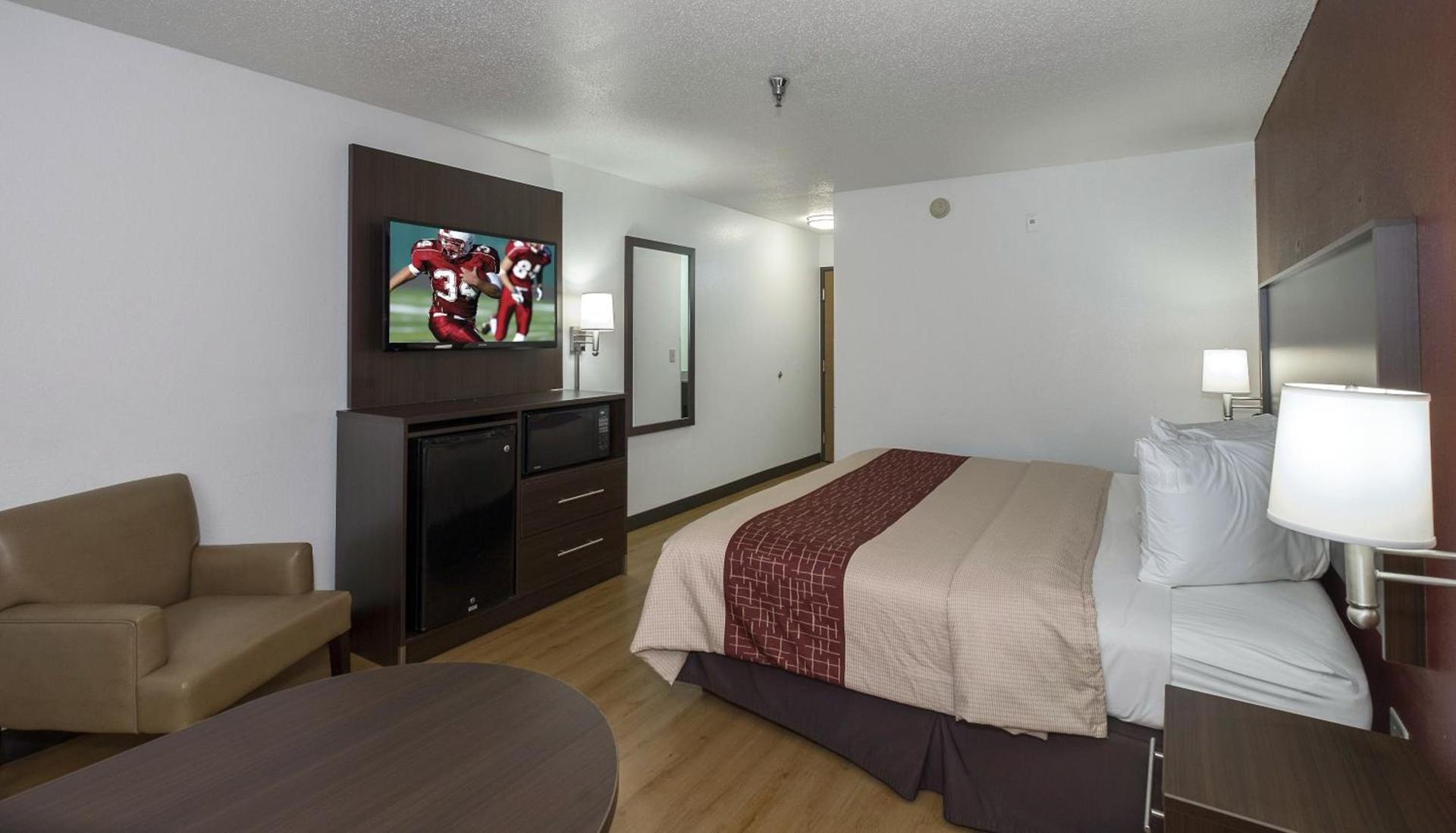 Red Roof Inn Columbus - Hebron photo 16