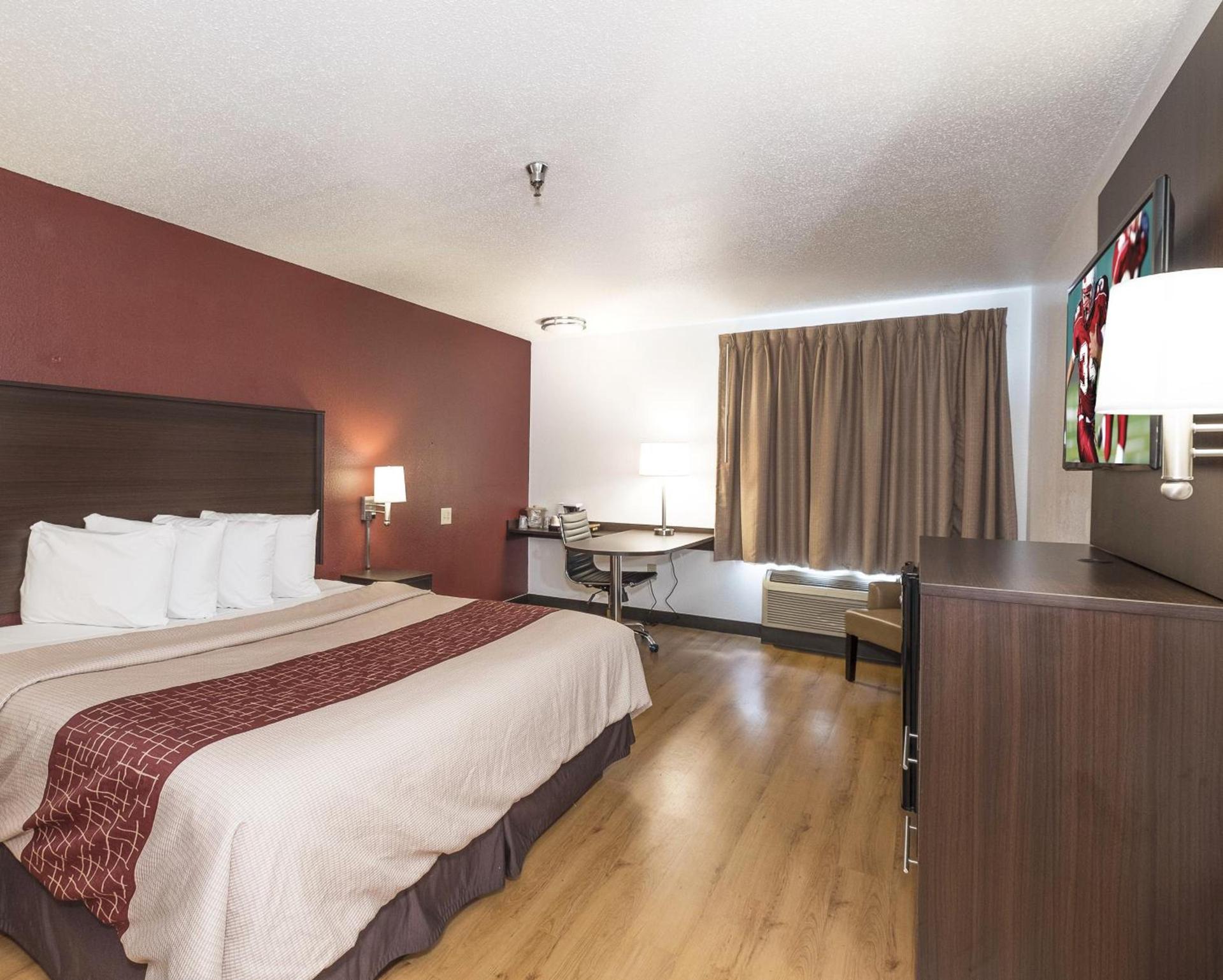 Red Roof Inn Columbus - Hebron photo 14