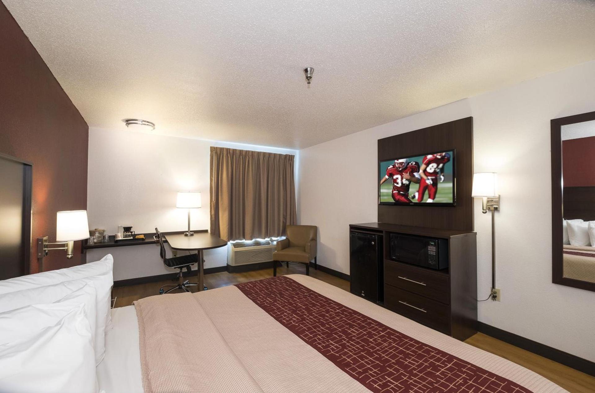 Red Roof Inn Columbus - Hebron photo 17