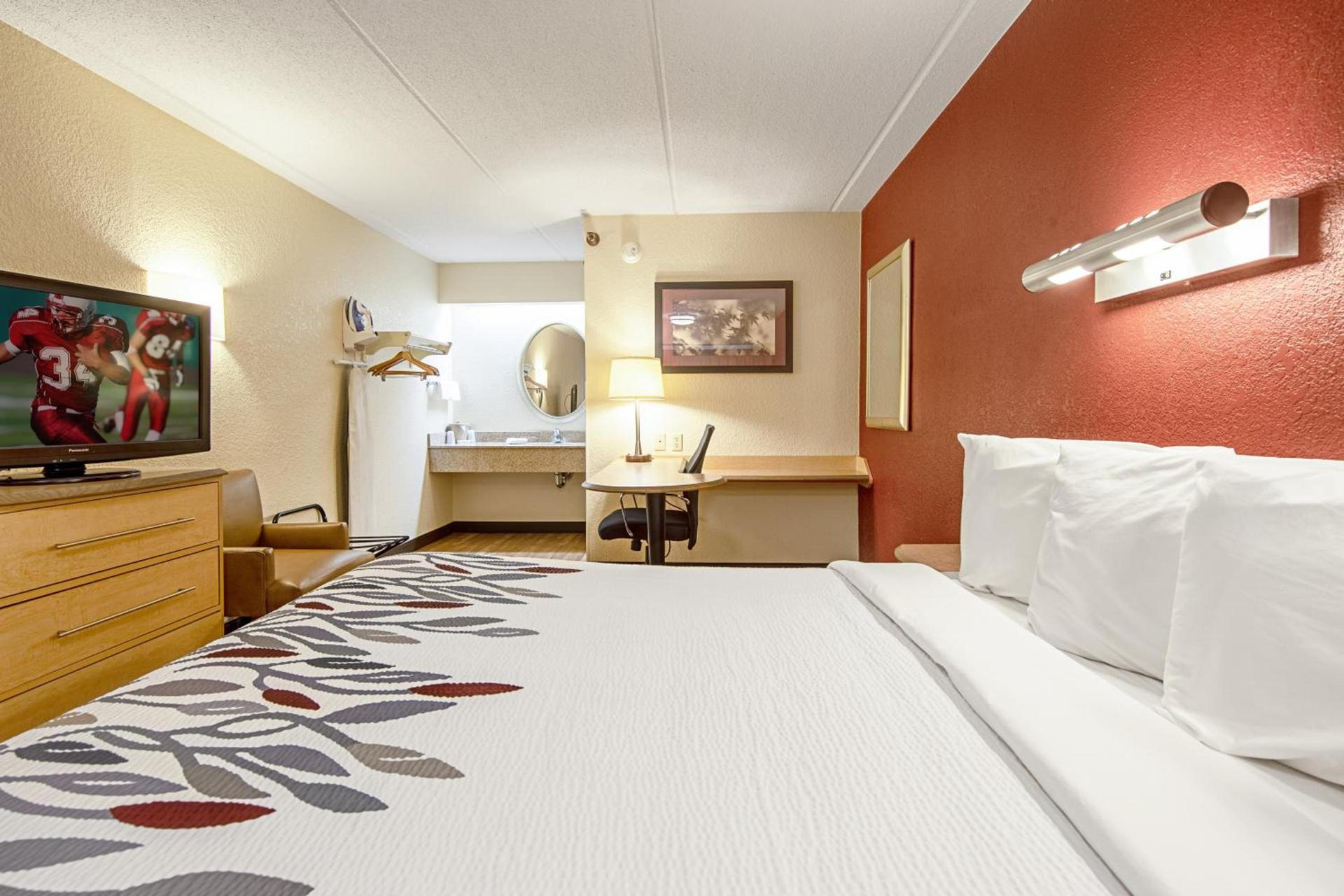 Red Roof Inn Jacksonville Airport photo 9