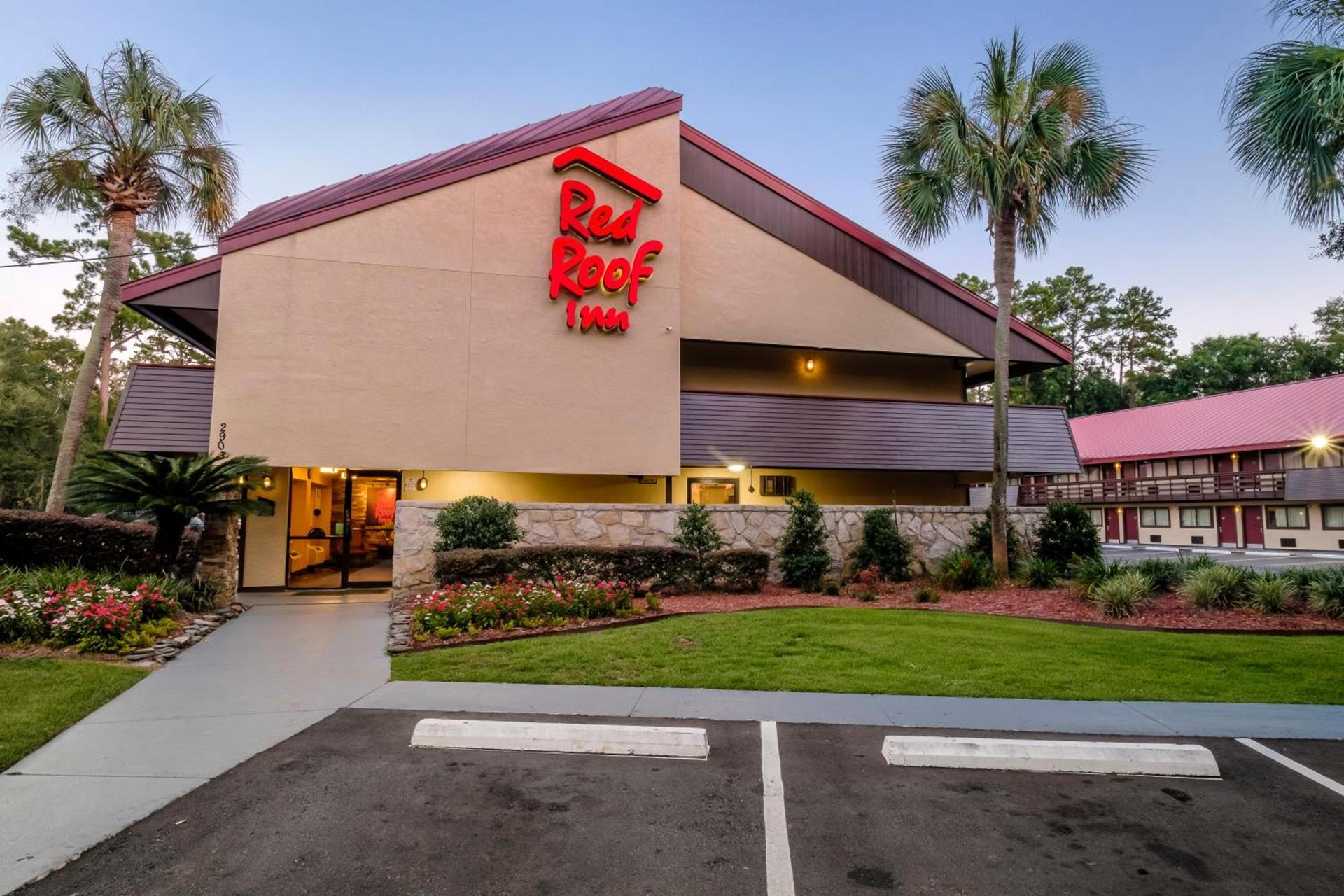 Red Roof Inn Tallahassee - University photo 2