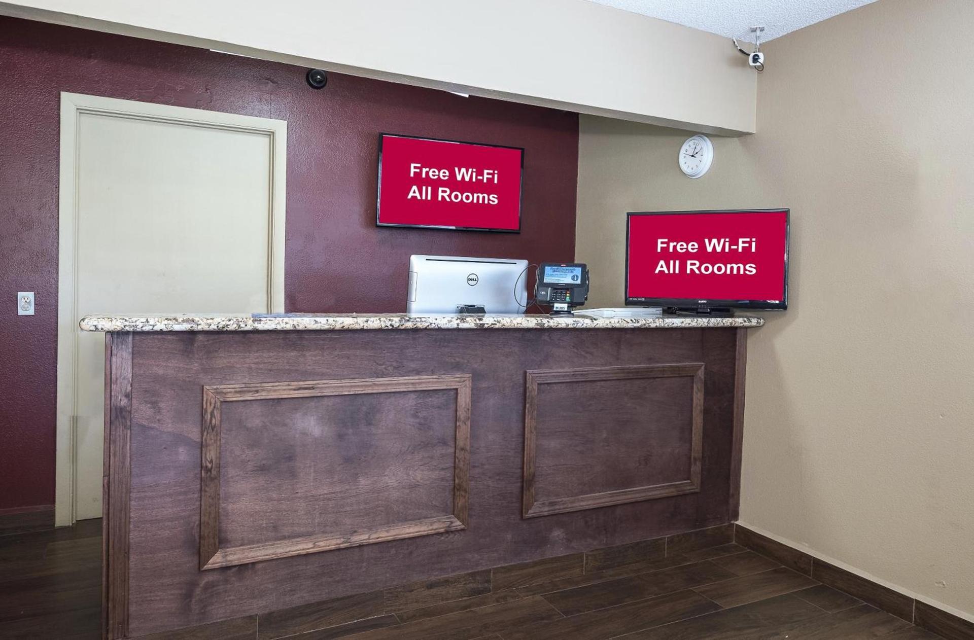 Red Roof Inn Chipley photo 4
